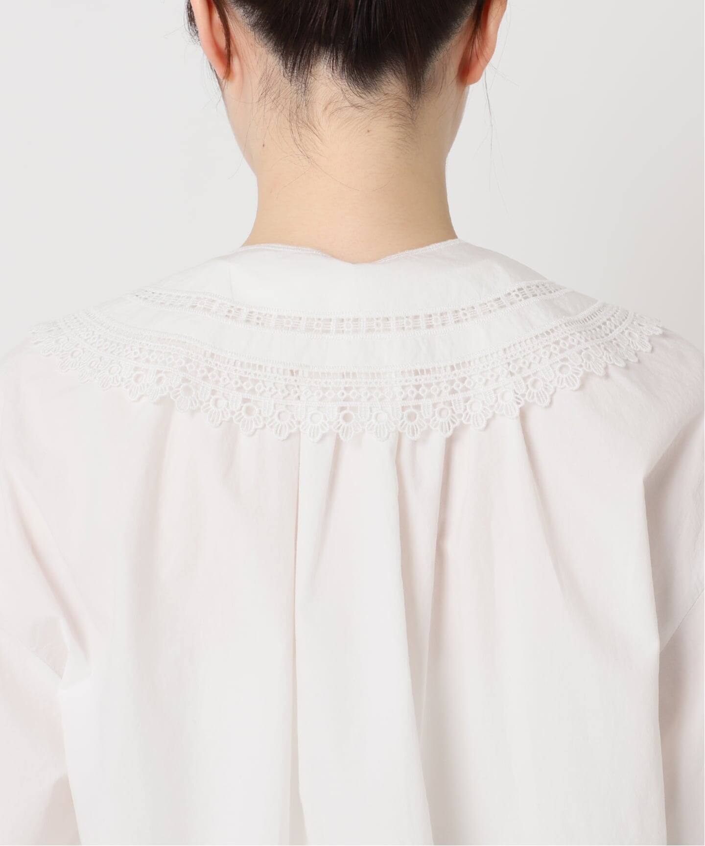 コットンビッグカラー付きギャザーブラウス（シャツ／ブラウス