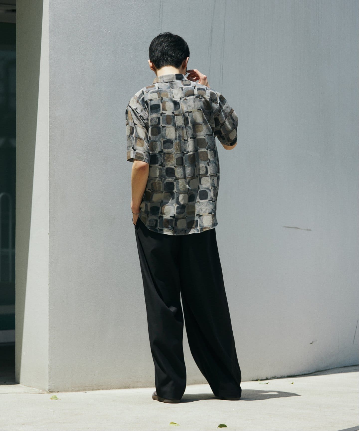 吸水速乾 / 通気性” EVALET ライト メッシュ パターン シャツ