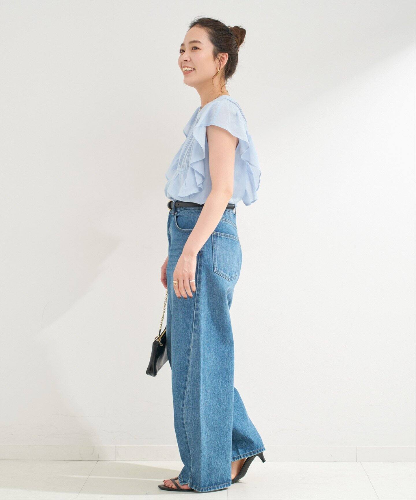 りん♪様 フリルトップス、ピンタックブラウス 褒められ】フリルピンタックブラウス: トップス｜ハニーズ公式通販