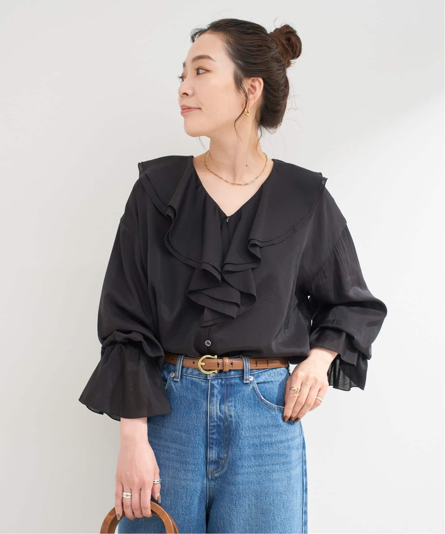 【Y10】BORDERSatBALCONY Vネックフリルブラウスシャツ セール】 ハイカウントサテン ネックフリルブラウス （シャツ