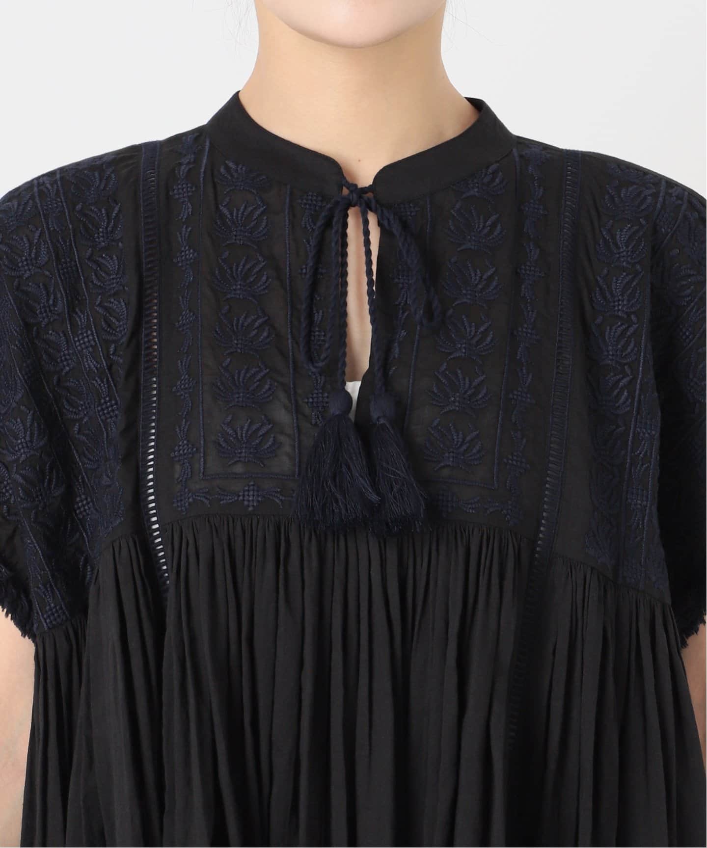 手洗い可 / 刺繍ギャザーブラウス（シャツ／ブラウス）｜B.C STOCK