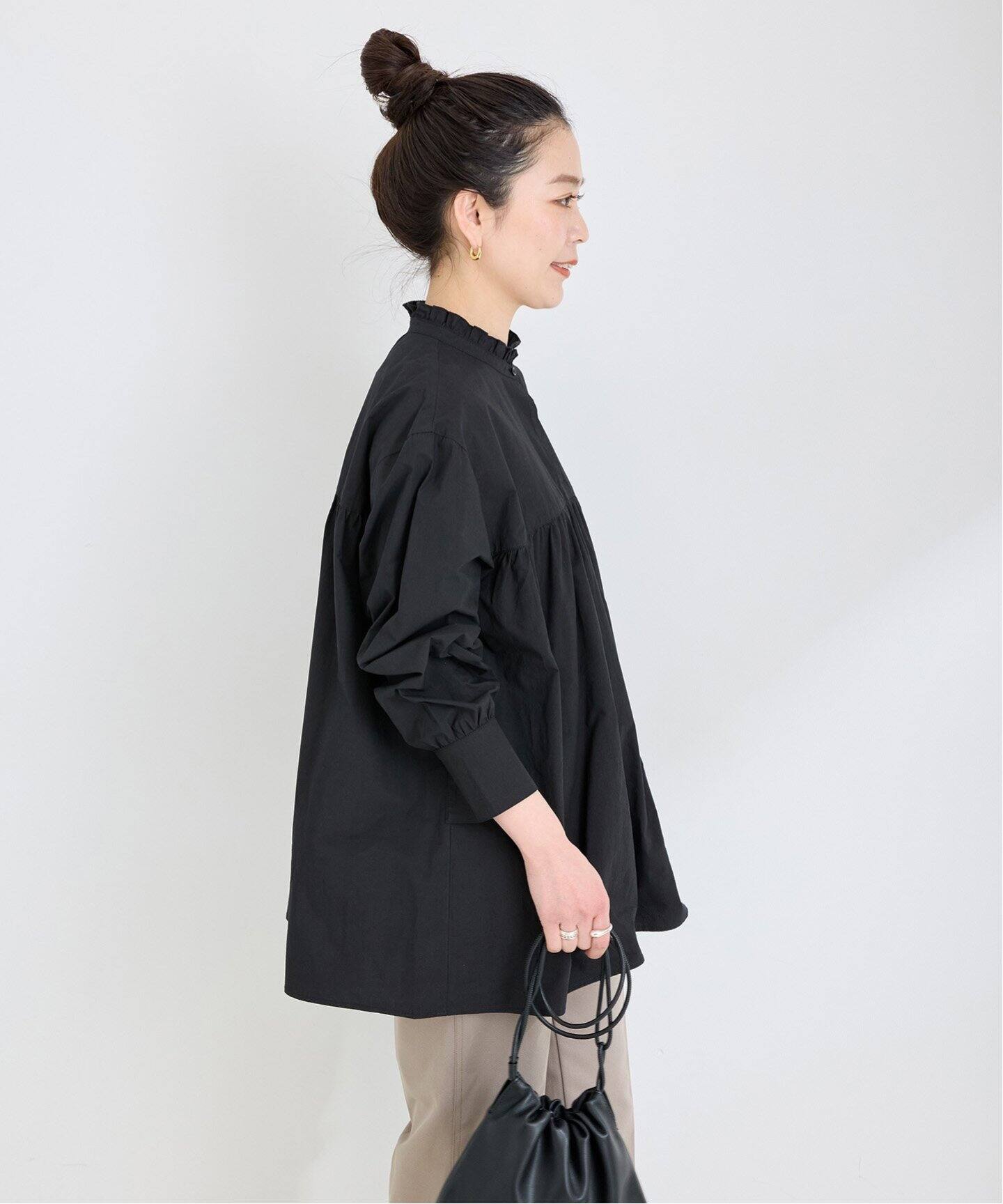 B.C STOCK｜ブロードスタンドフリルブラウス | Rakuten Fashion