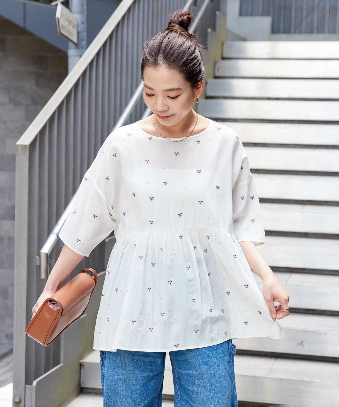 import❁︎小花柄 バックボタン＆バックリボンブラウス 小花柄ブラウス ボウタイ リボン[品番：JSFW0013244]｜JS