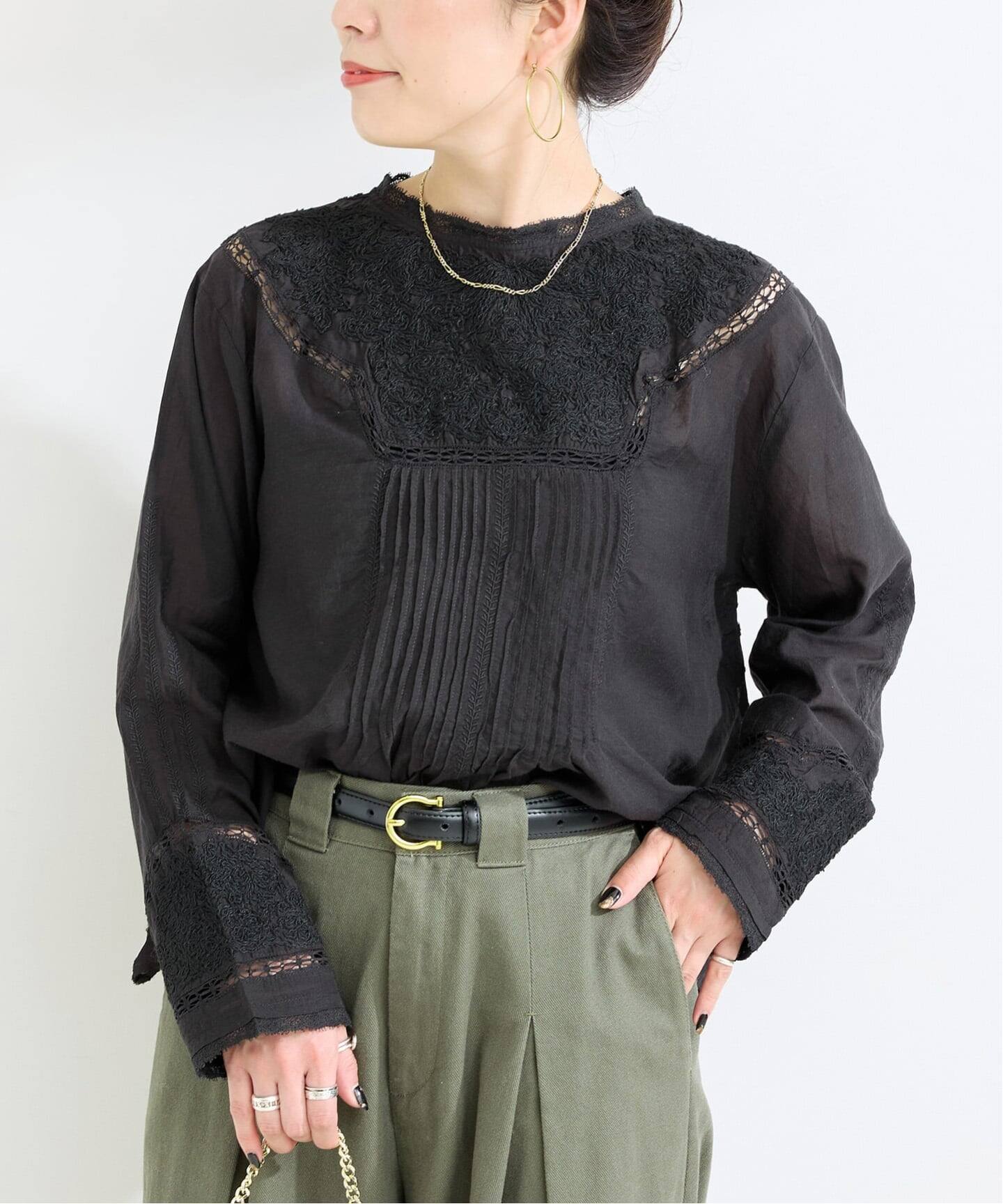 WEB限定】手洗い可 / FANAKA / ファナカ ジャガードx刺繍ブラウス 