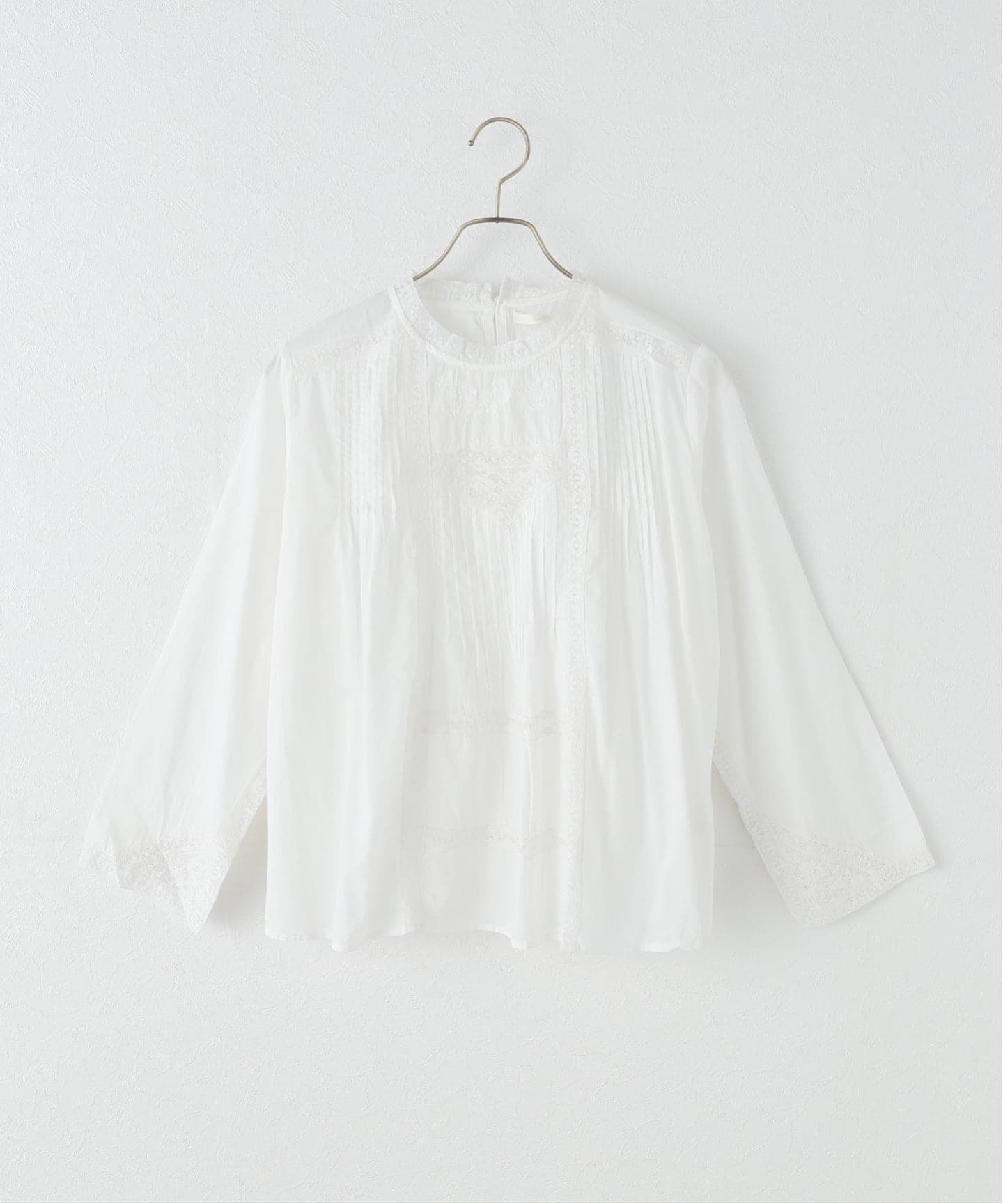 Fanaka ファナカ 25SS リバーレースヨーク刺繍ピンタックブラウス