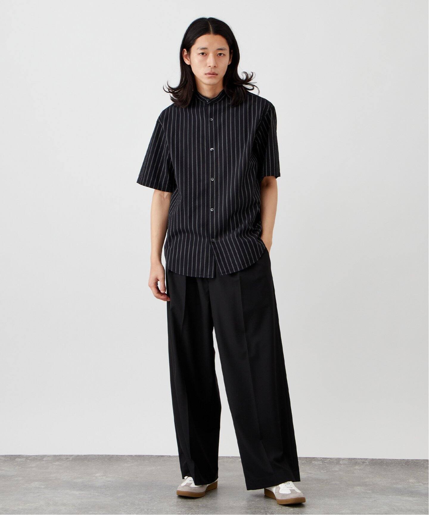 美品 SAGE NATION バンドカラー シアサッカー シャツ ネイビー色 S 美品 SAGE NATION バンドカラー シアサッカー シャツ ネイビー色 S