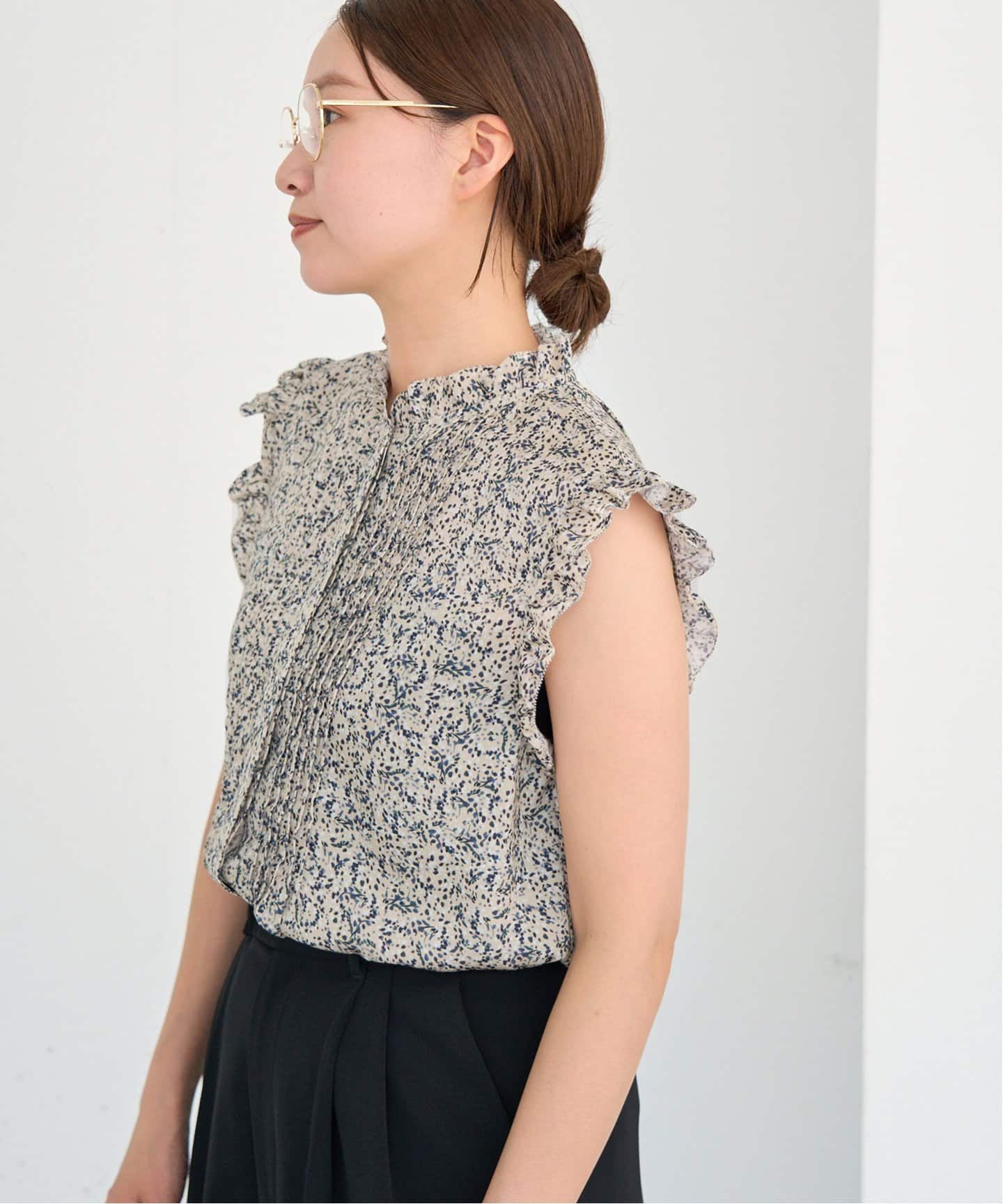 IENA ミュゲットパターンピンタックフリルノースリーブ ミュゲットパターンピンタック フリルノースリーブ（シャツ