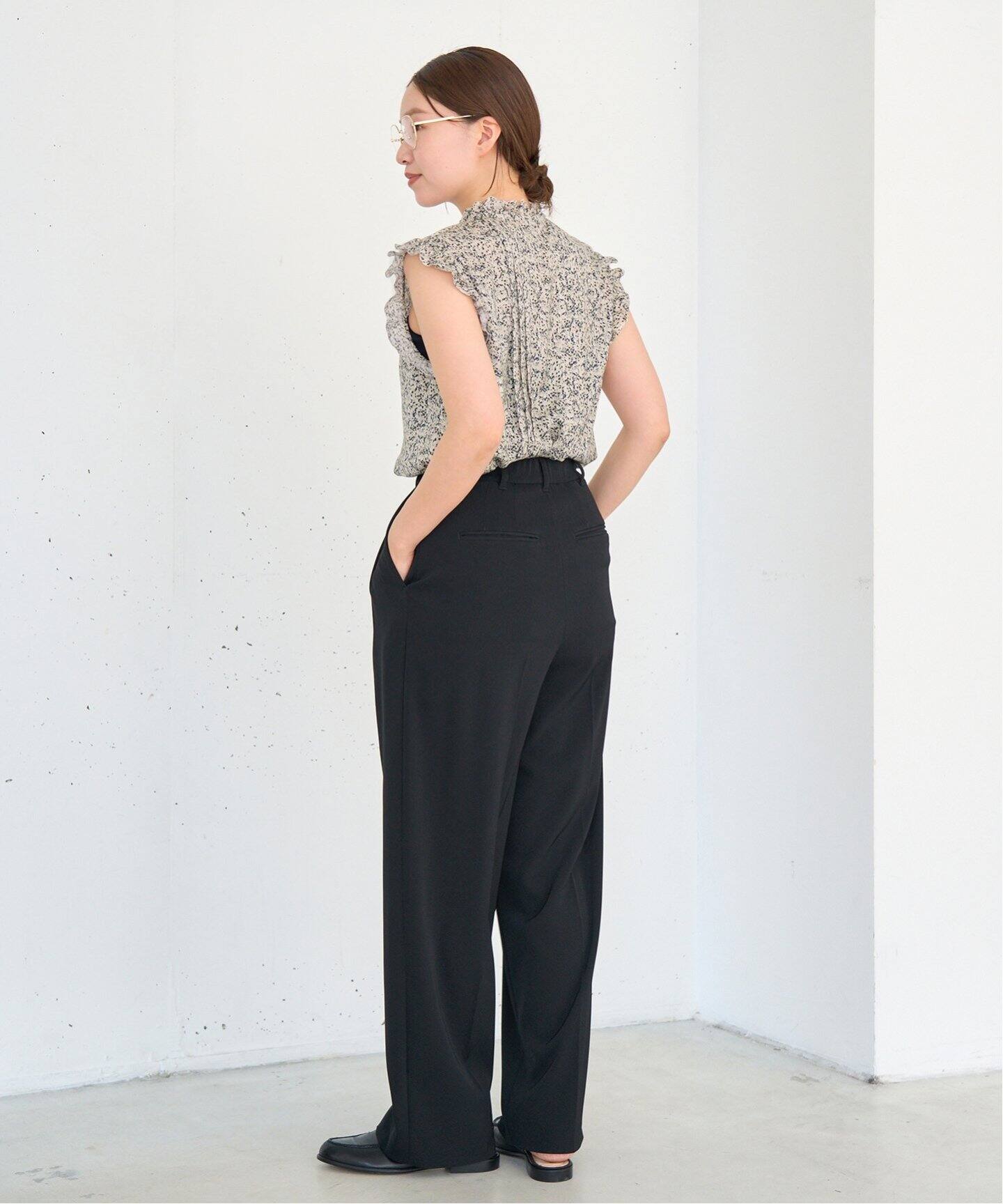 ミュゲットパターンピンタック フリルノースリーブ（シャツ