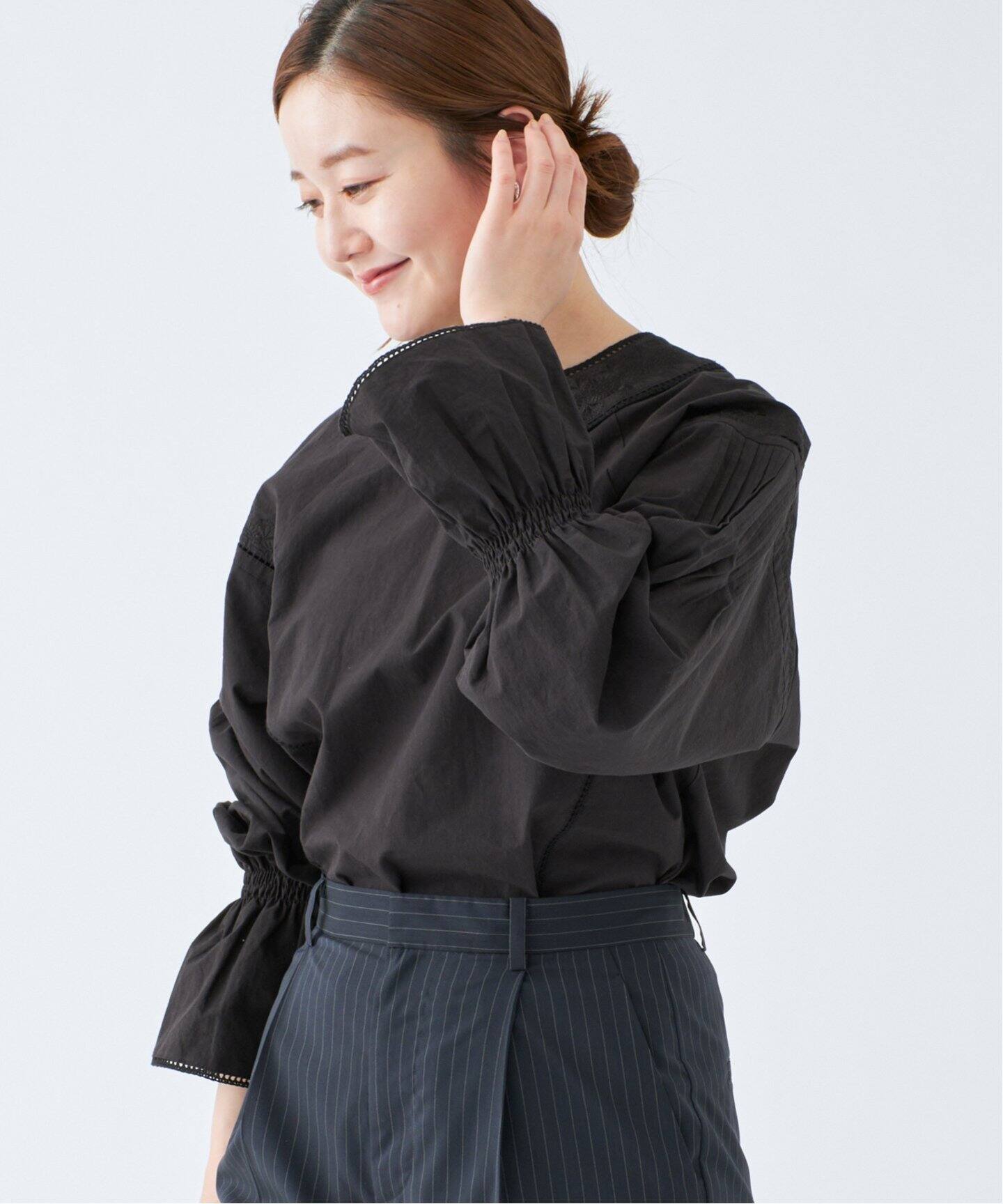 美品✨ IENA イエナ 2025エンブロイダードオーバーシャツ ホワイト エンブロイダードブラウス（シャツ／ブラウス）｜IENA（イエナ）の通販