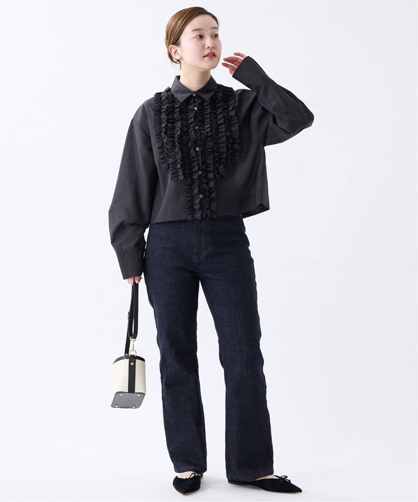 IENA◆25SS/シャツカラーフリルブラウス/FREE/ポリエステル/BLK/// シャツカラーフリルブラウス（シャツ／ブラウス）｜IENA（イエナ