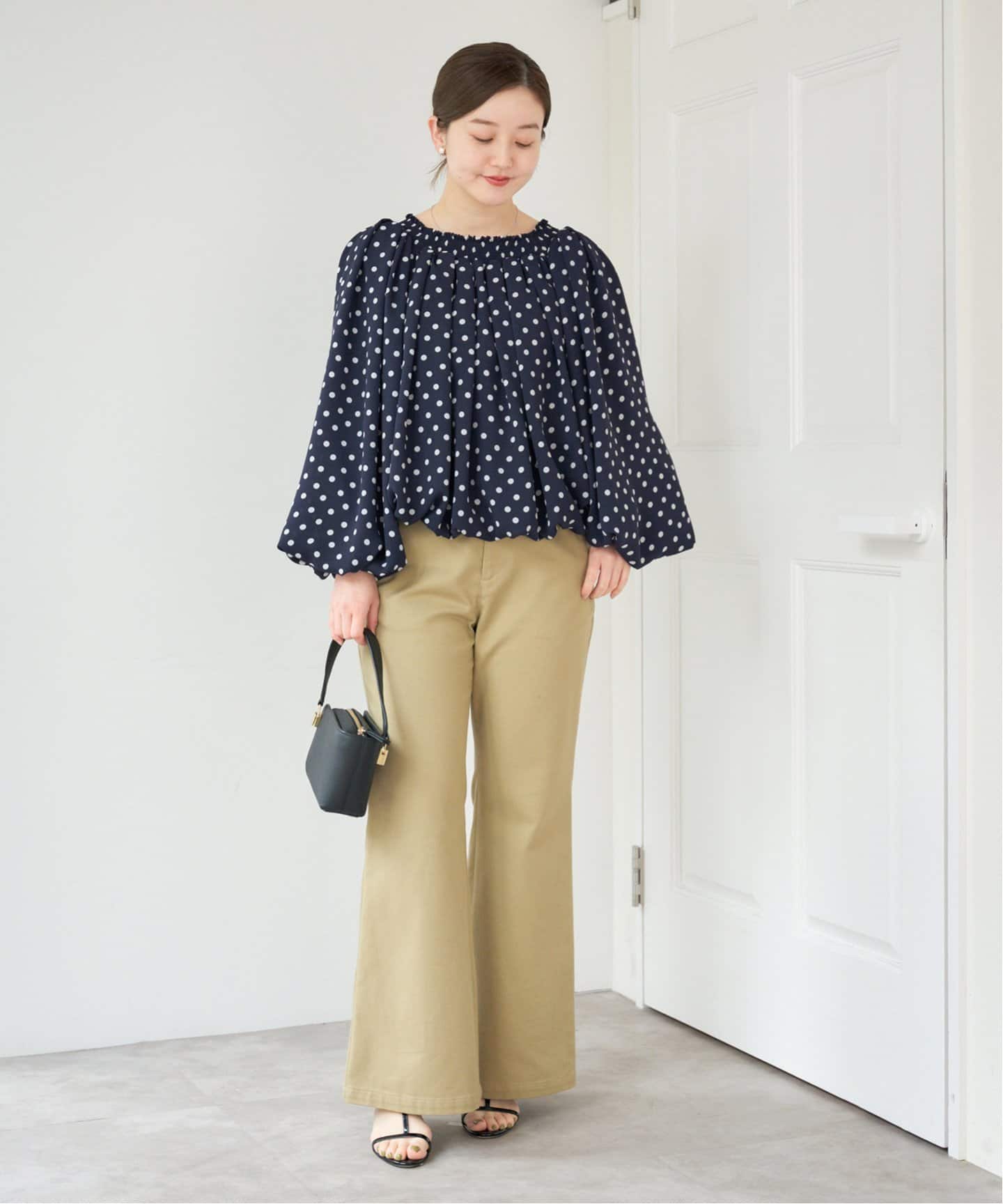 【 IENA 】　デザイン　ドット　シャツ　ブラウス　ネイビー　新品　イエナ ドットバルーンブラウス（シャツ／ブラウス）｜IENA（イエナ）の