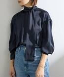 サテンボウタイブラウス