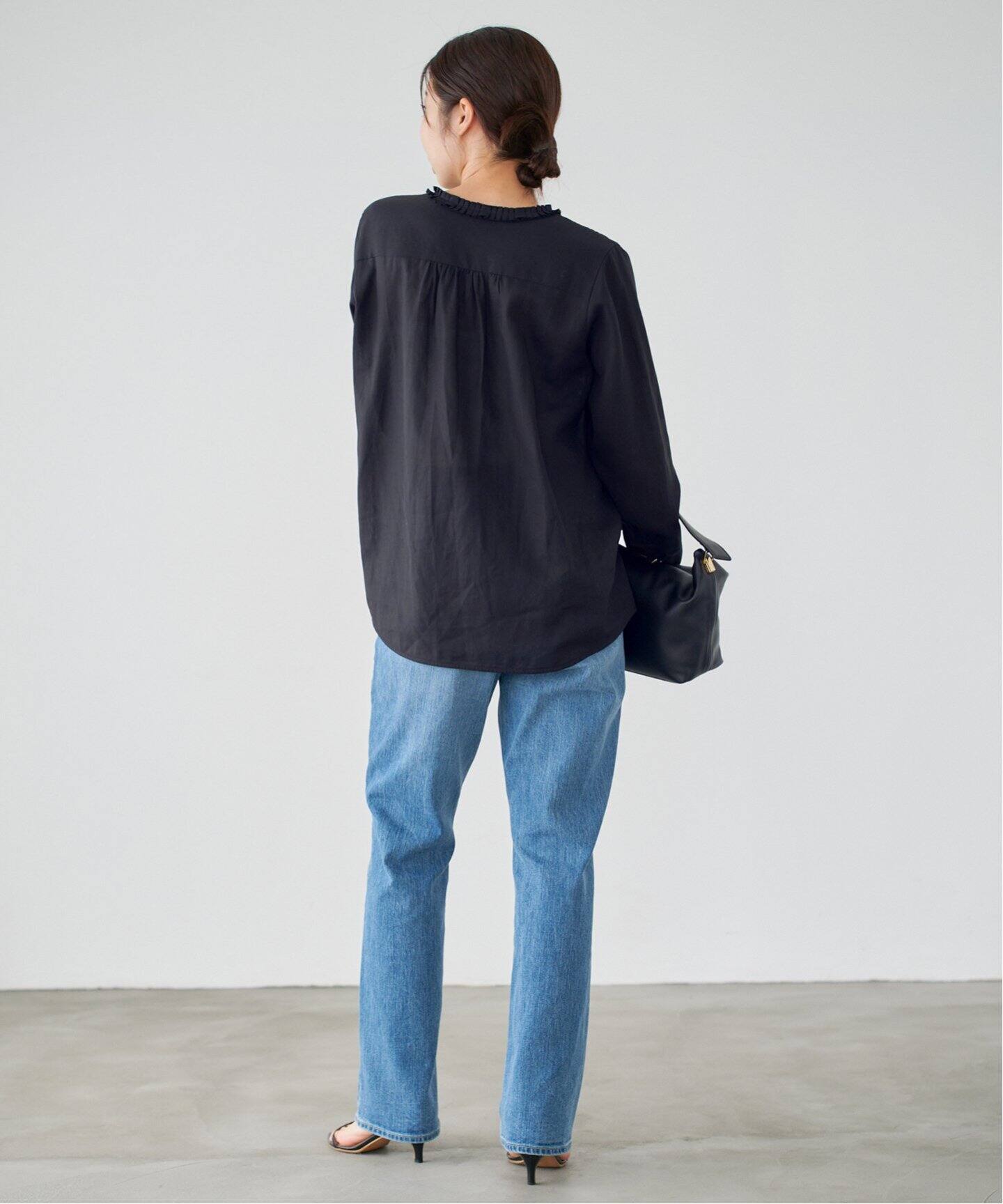 IENA タックフリルブラウス　ブラック 追加》タックフリルブラウス（シャツ/ブラウス）｜IENA（イエナ