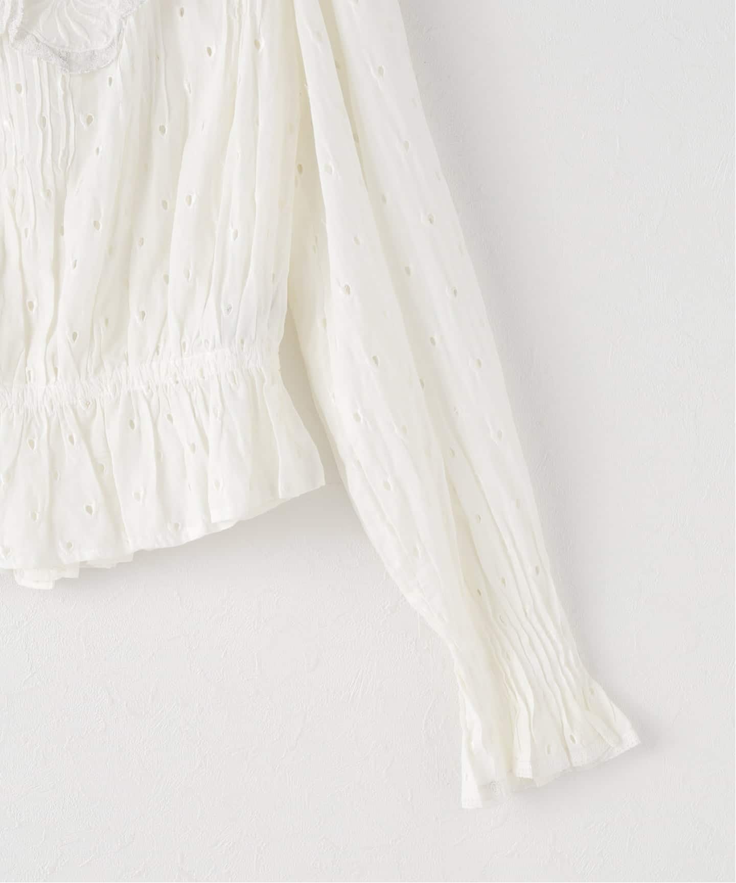 venit/ヴェニットFlower ブラウス セール】VENIT / sensitive flowers print blouse(センシティブ