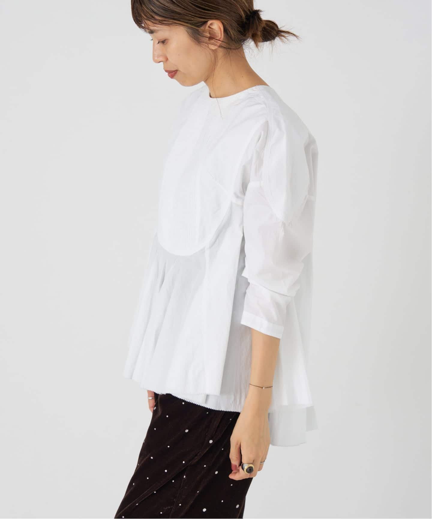 AAYUSHI/アユーシ 別注 フロントピンタックペプラムブラウス（シャツ