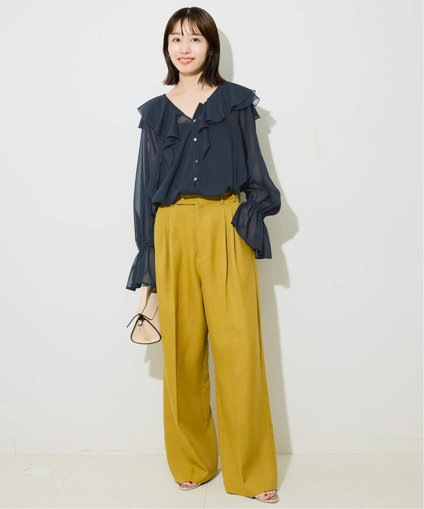 フロントスキッパーラッフルブラウス（シャツ／ブラウス）｜SLOBE IENA