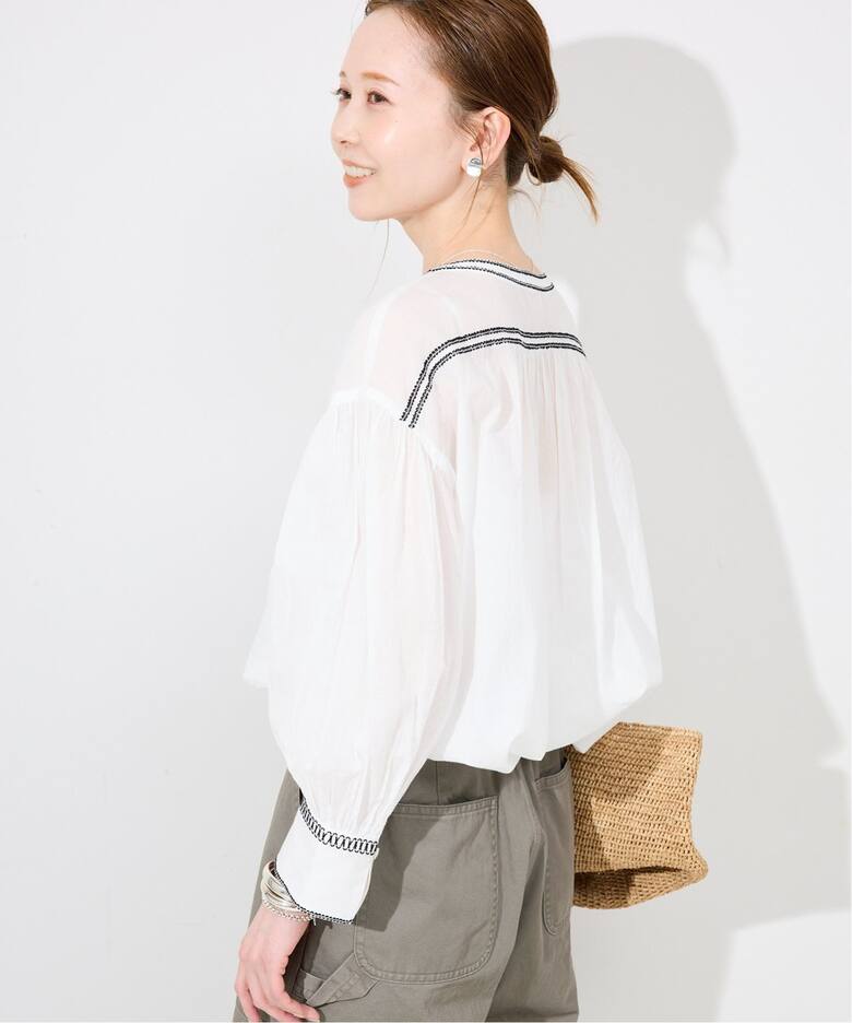 シャーリングシシュウスキッパーブラウス（シャツ／ブラウス）｜SLOBE 