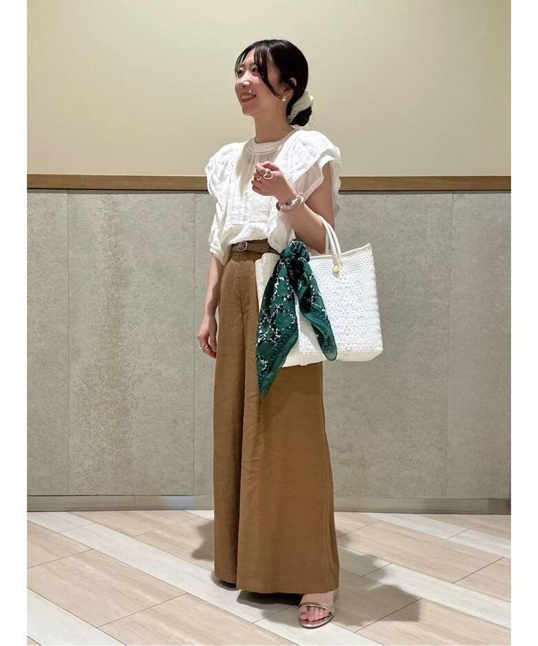 追加》ラミーフリルピンタックブラウス（シャツ／ブラウス）｜SLOBE  