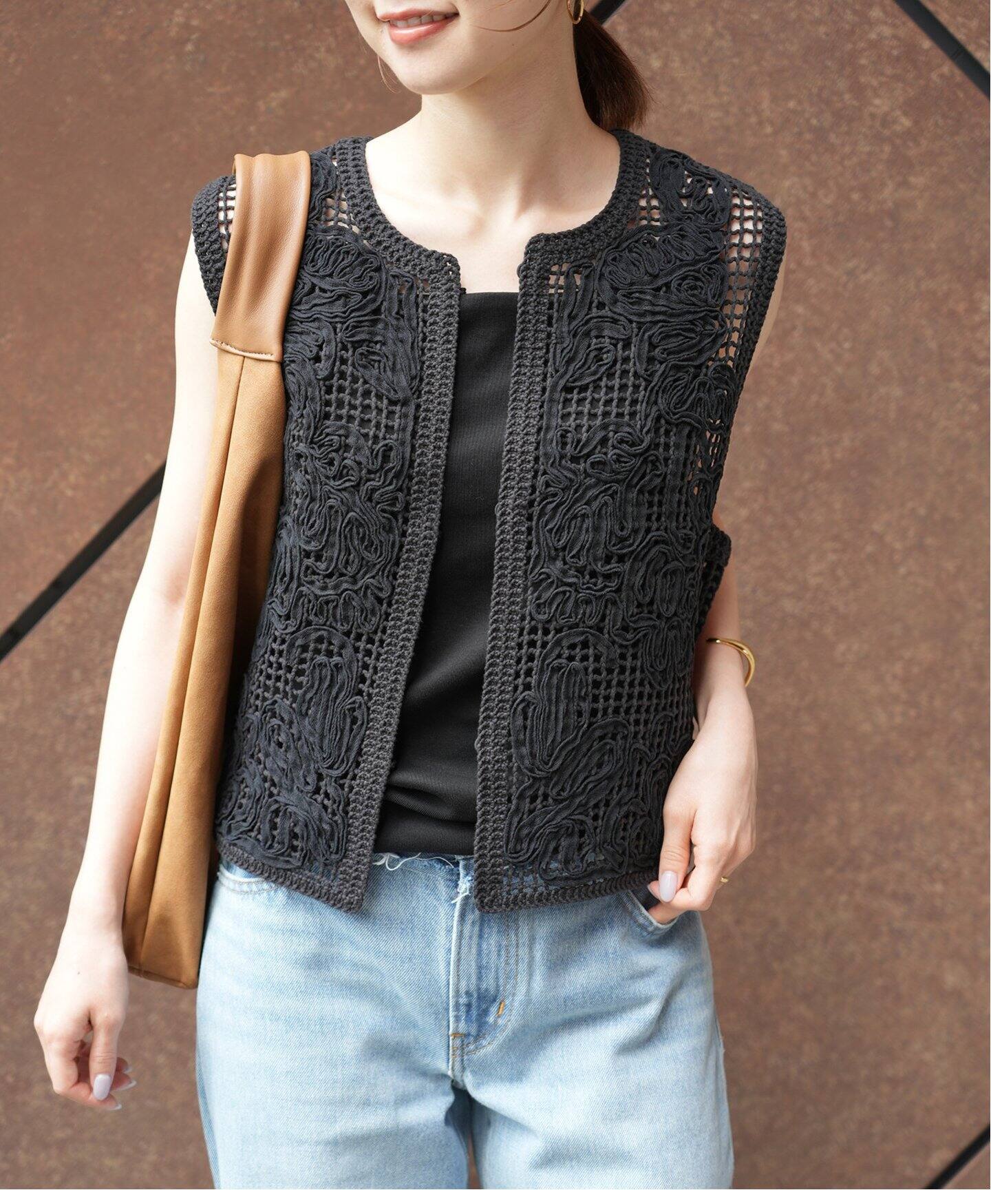 +81 BRANCA メッシュベスト M ベージュ　スローブイエナ 81 BRANCA メッシュベスト M ベージュ スローブイエナ トップス