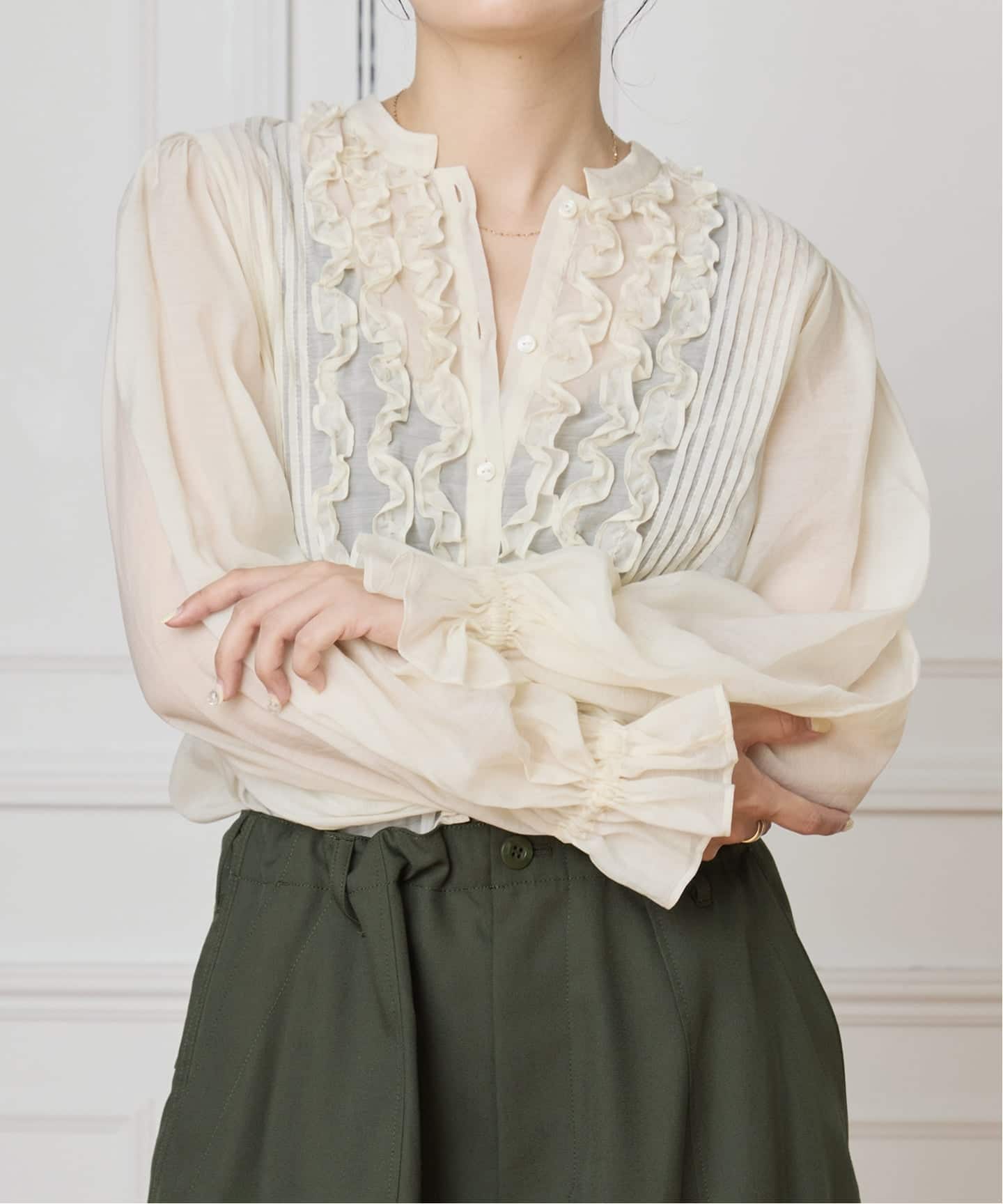 IENA LA BOUCLE フリルオーガンブラウス（シャツ／ブラウス