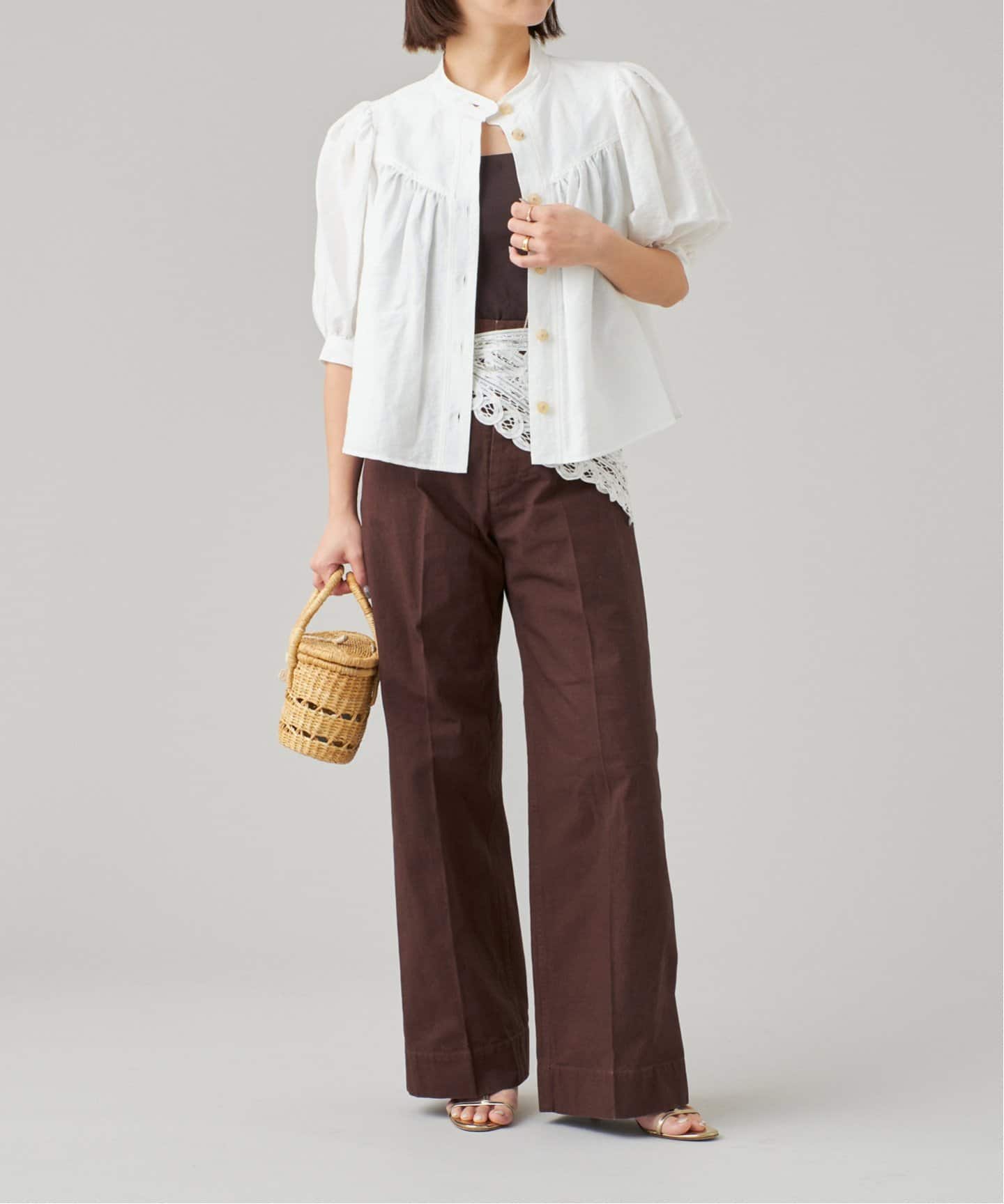 美品　22SS IENA LA BOUCLE コットンタックスリーブブラウス 白 IENA(イエナ) / 2022model/LA BOUCLE コットンタックスリーブ