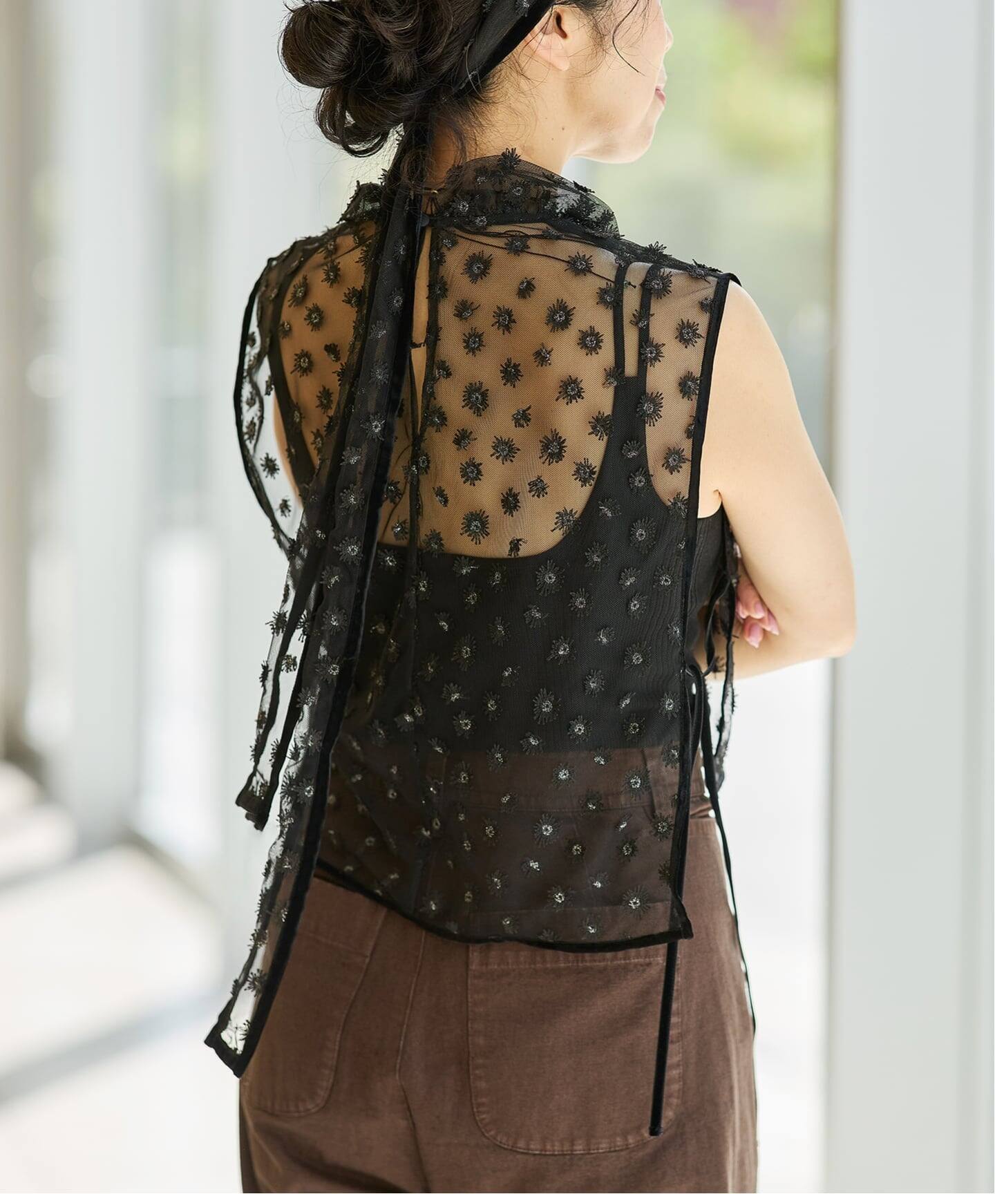 チュールレースノースリーブベスト　イエナラブークル　IENA LA BOUCLE IENA LA BOUCLE チュールレースノースリーブベスト イエナ