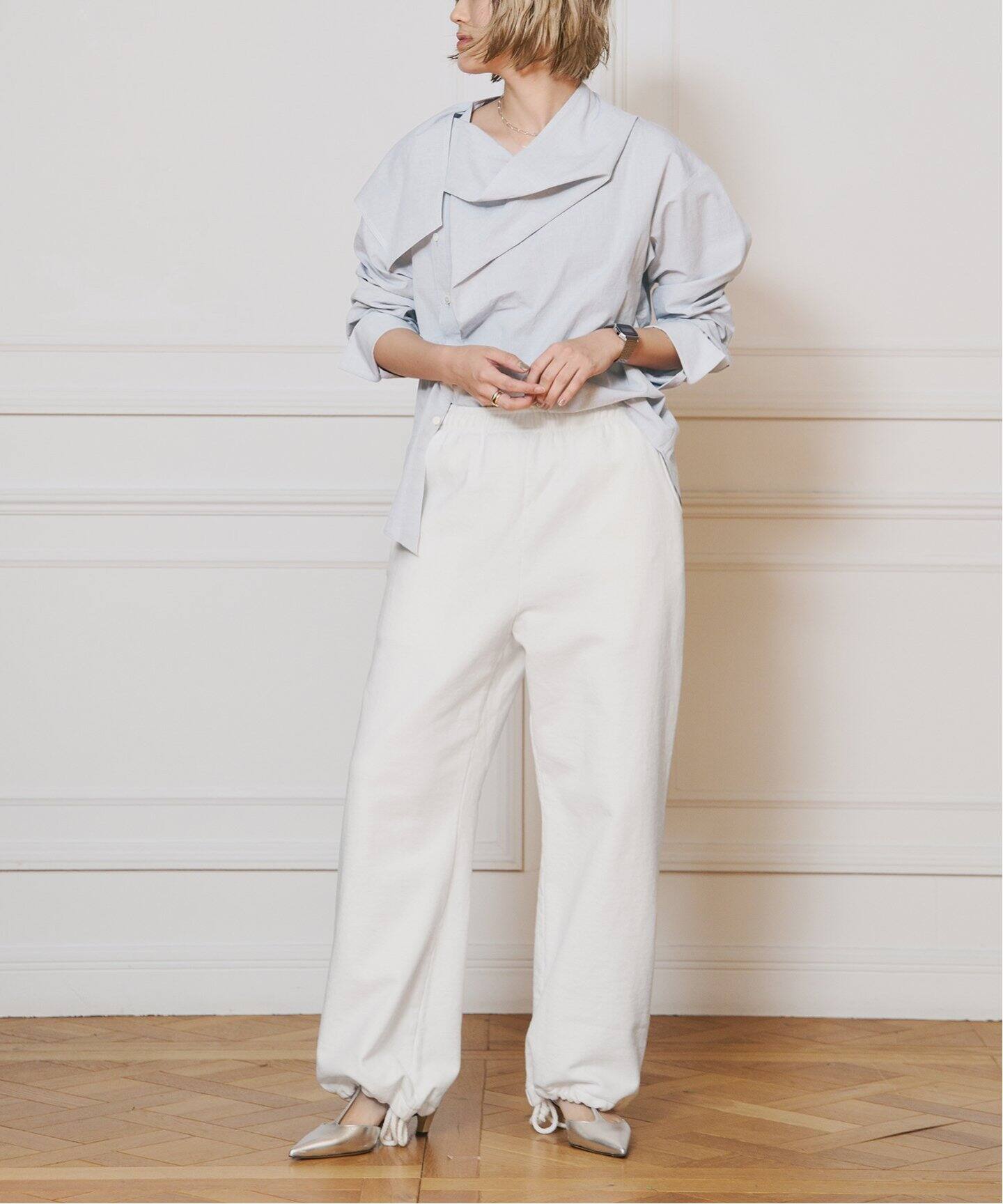 IENA LA BOUCLEのラミーローンバンドカラーシャツ IENA｜《一部カラーWEB限定》ラミーリヨセルバンドカラーシャツ
