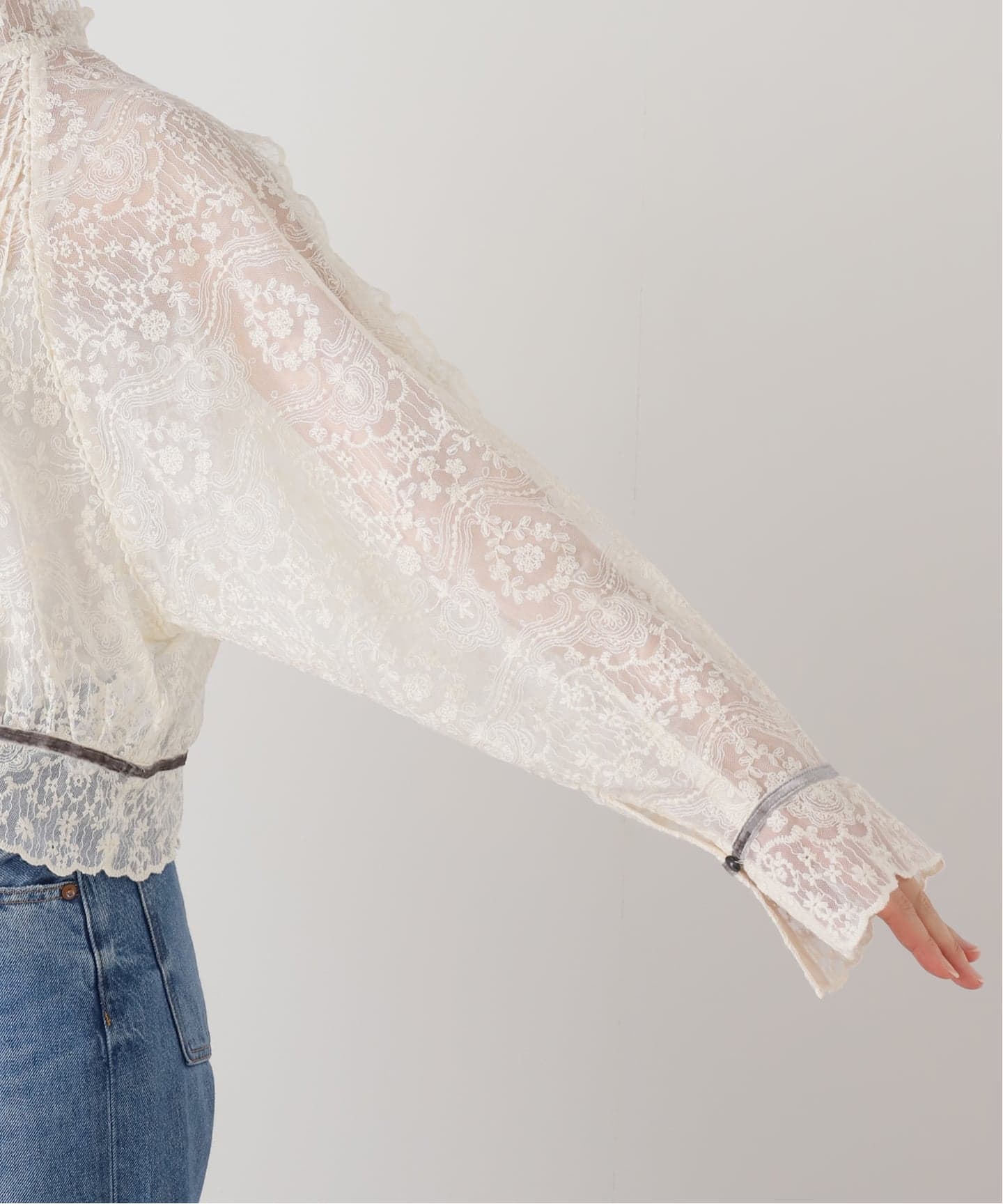IENA LA BOUCLE チュールエンブロイダリーブラウス（シャツ