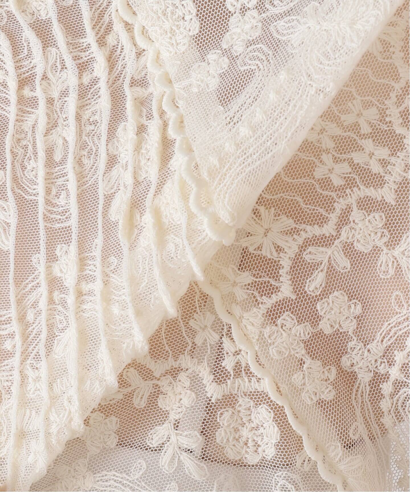 IENA LA BOUCLE チュールエンブロイダリーブラウス IENA LA BOUCLE チュールエンブロイダリーブラウス（シャツ