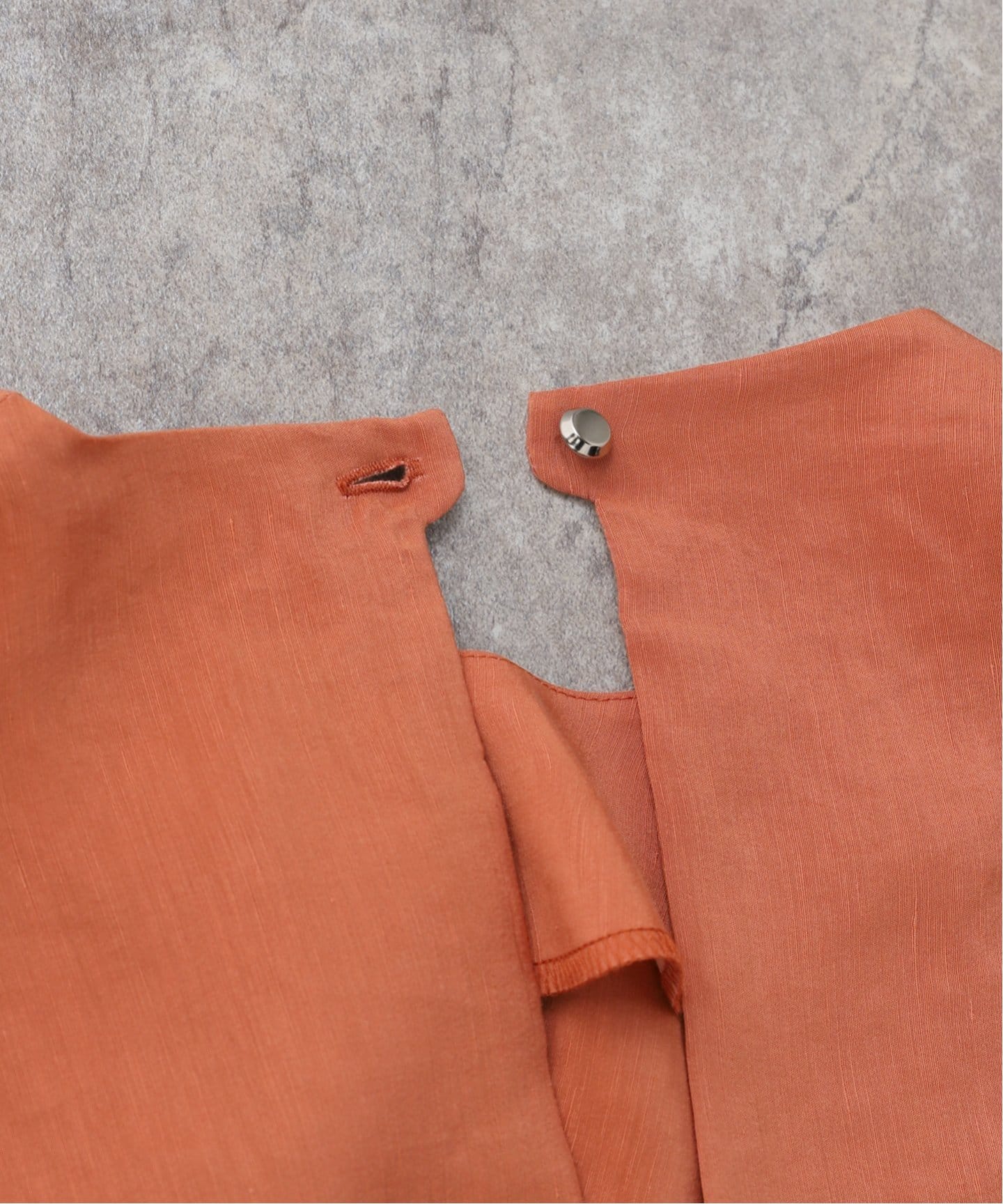 PHOTOCOPIEU/フォトコピュー square sholder トップ（シャツ