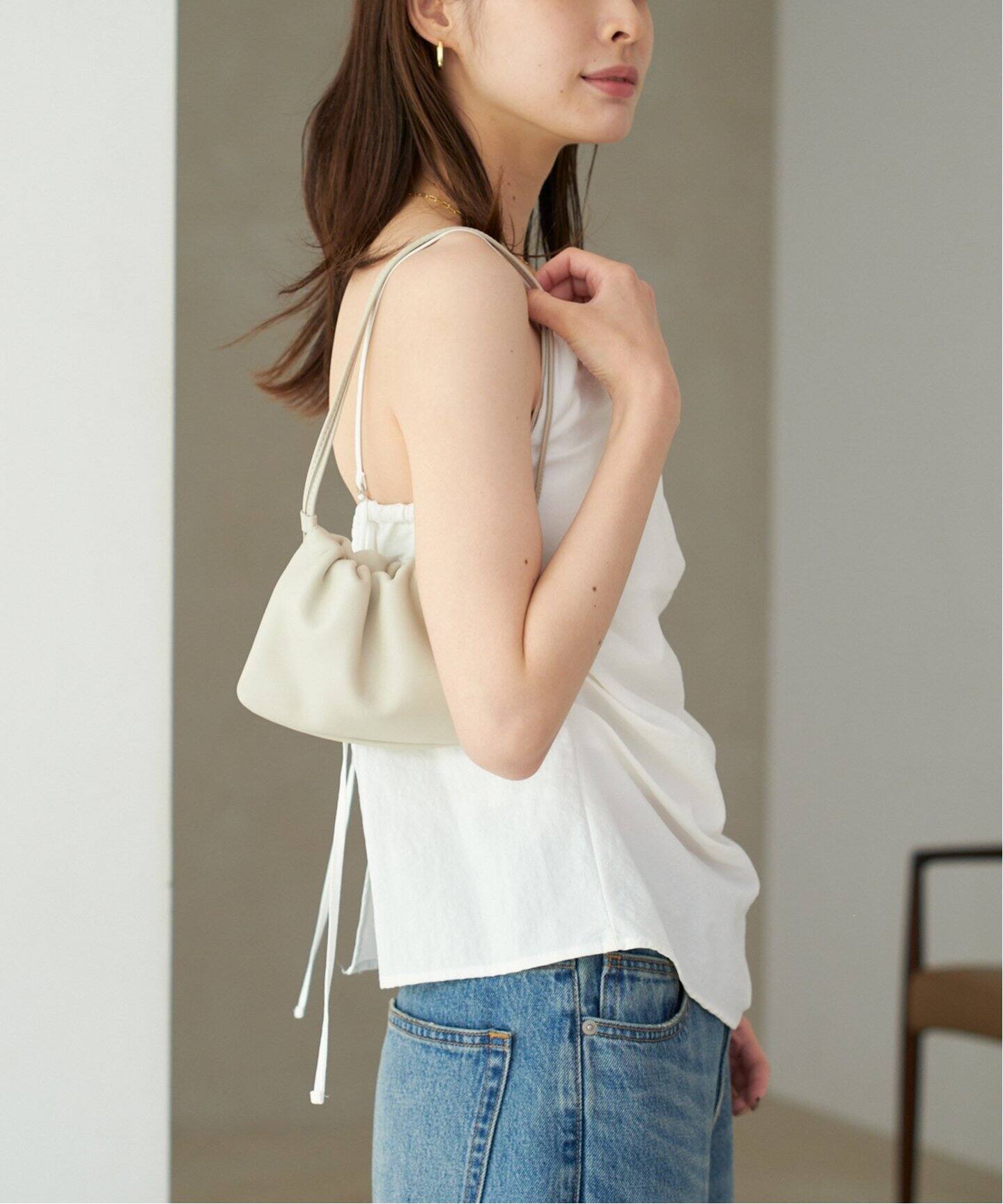 予約》le / ル DRAPE SLEEVELESS トップス（キャミソール