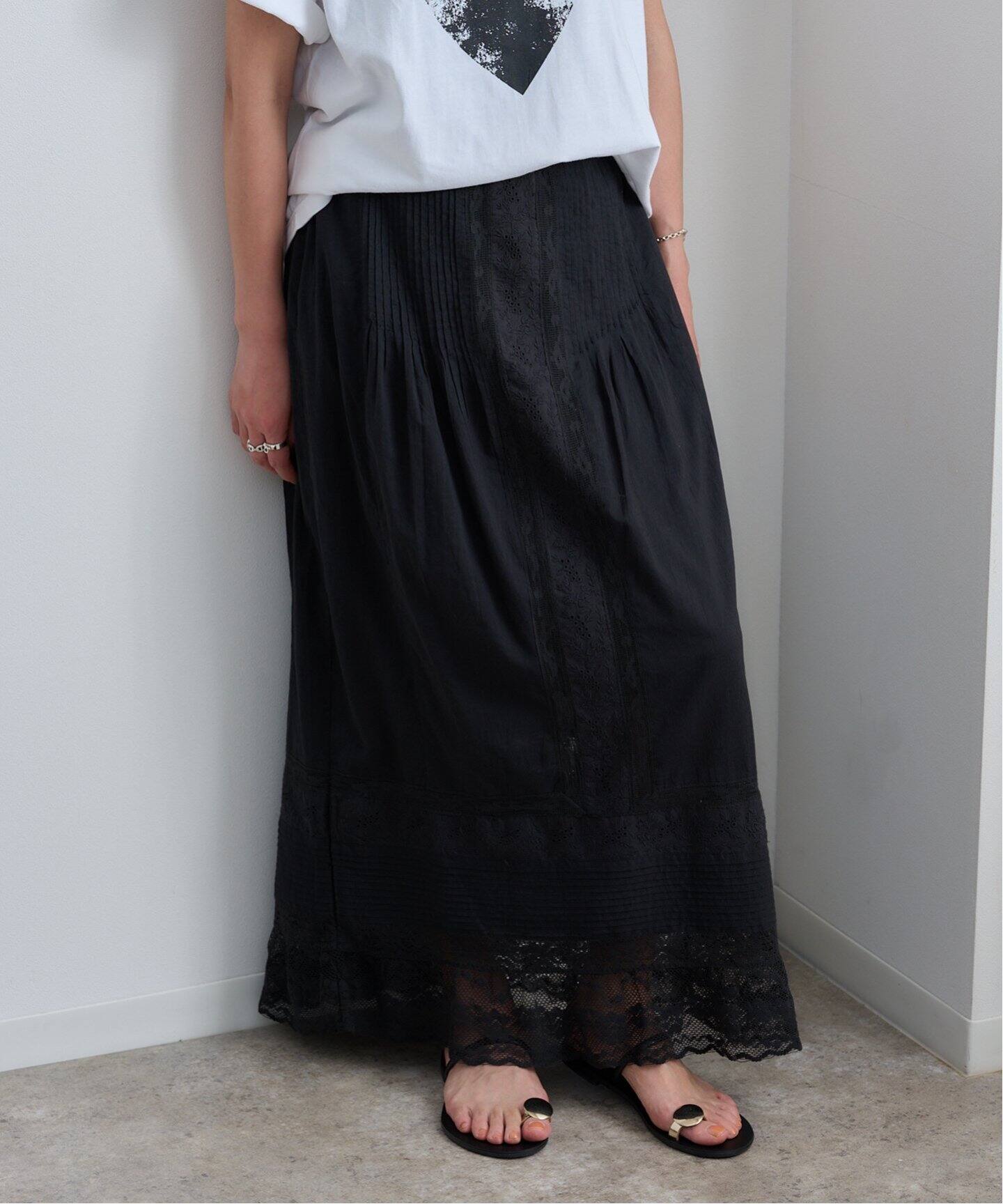 anuke Tuck Lace Skirt（ロング・マキシ丈スカート）｜BOICE