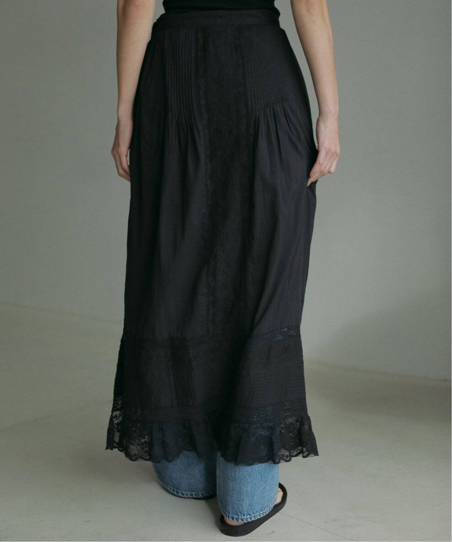 anuke Tuck Lace Skirt（ロング・マキシ丈スカート）｜BOICE FROM 