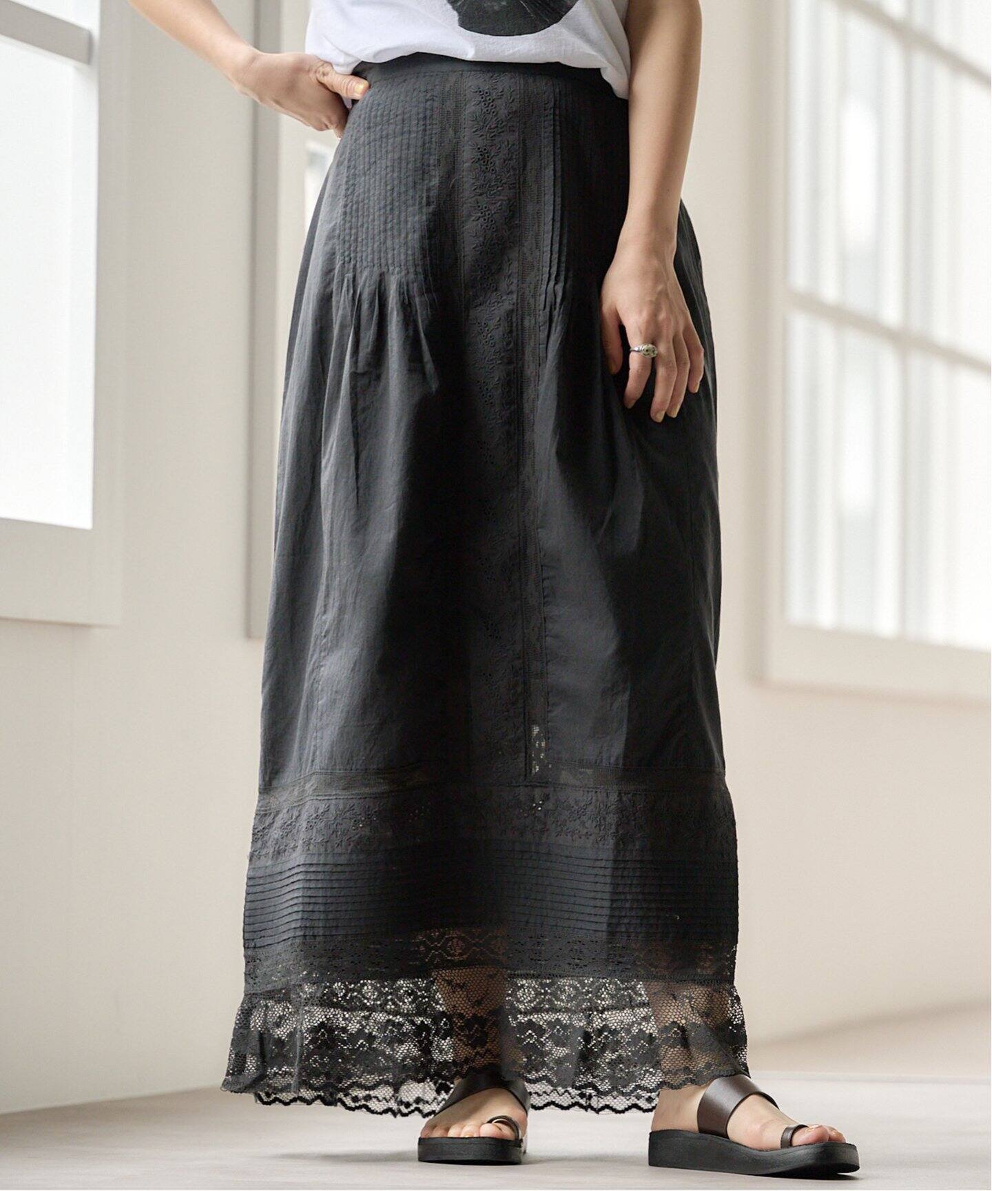anuke Tuck Lace Skirt（ロング・マキシ丈スカート）｜BOICE FROM 