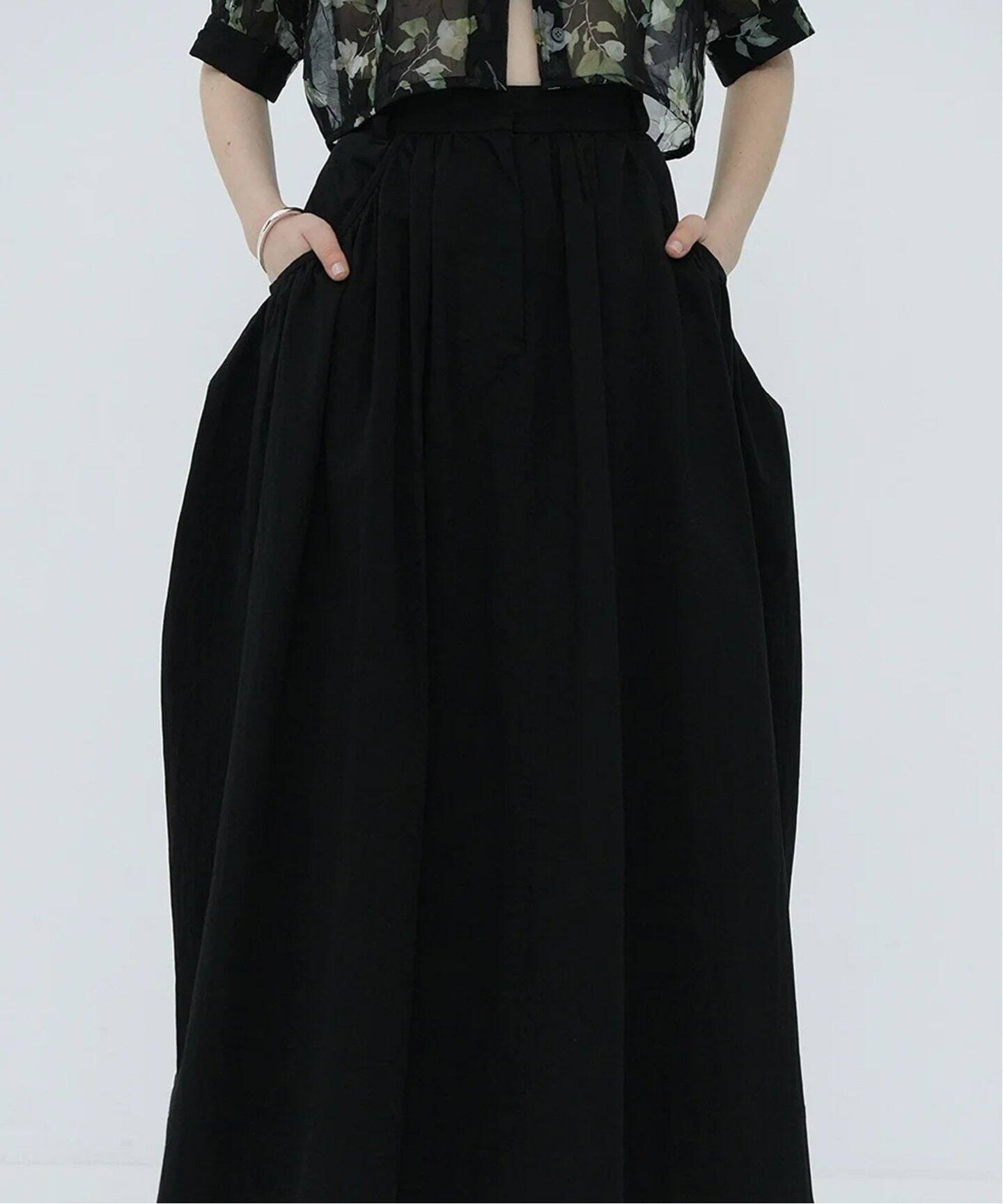 CLANE VOLUME DOME SKIRT ブラック 新品・未使用 6月13日(金)発売アイテムのご紹介。一枚で主役級のドーム型の