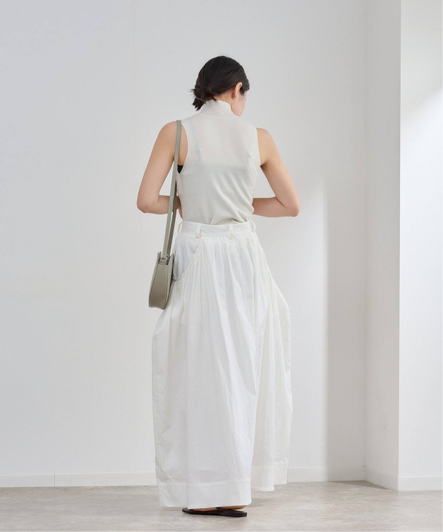 【新品】　CLANE VOLUME DOME SKIRT 白 サイズ1 VOLUME DOME SKIRT｜SKIRT/PANTS(スカート/パンツ)｜CLANE