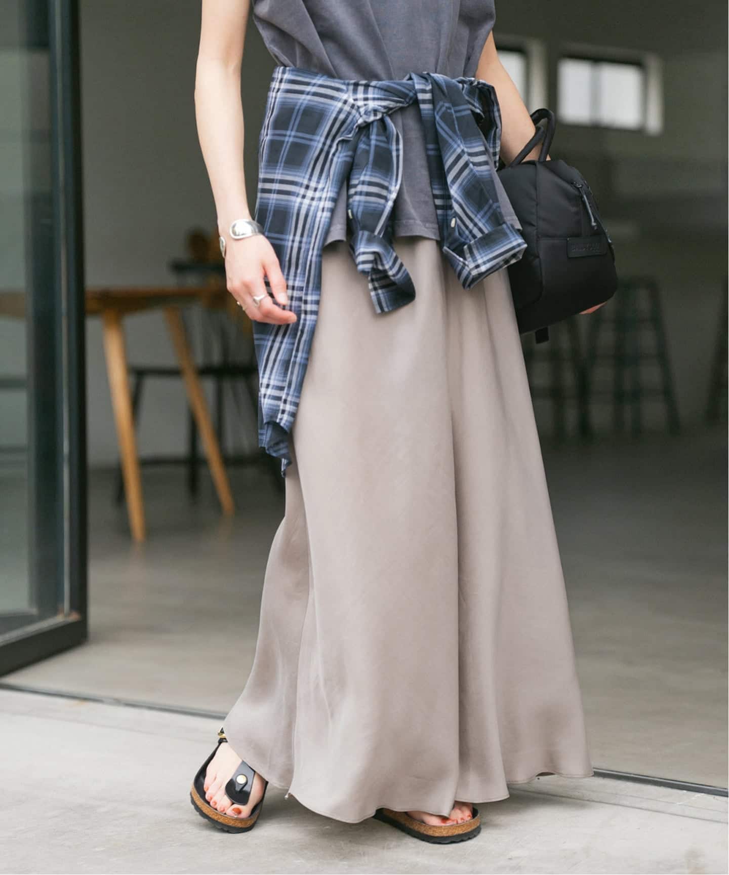 限定価格　Spick and Span ウォッシャブルキュプラフレアスカート 追加》ウォッシャブルキュプラフレアスカート（ロング・マキシ丈