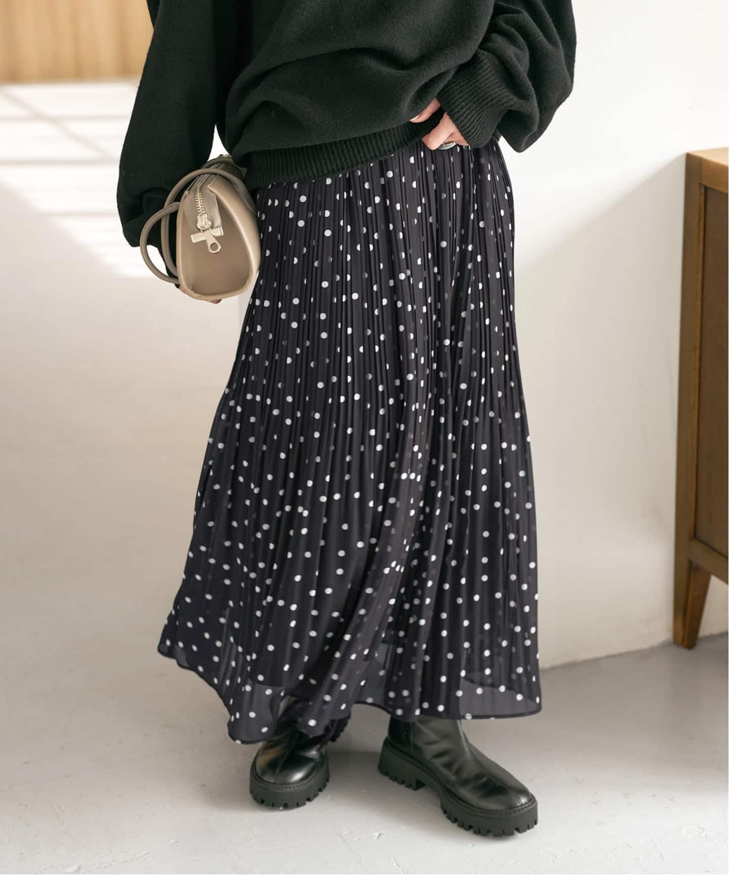 一部店舗+WEB限定》ドットプリーツイージースカート（ロング・マキシ丈
