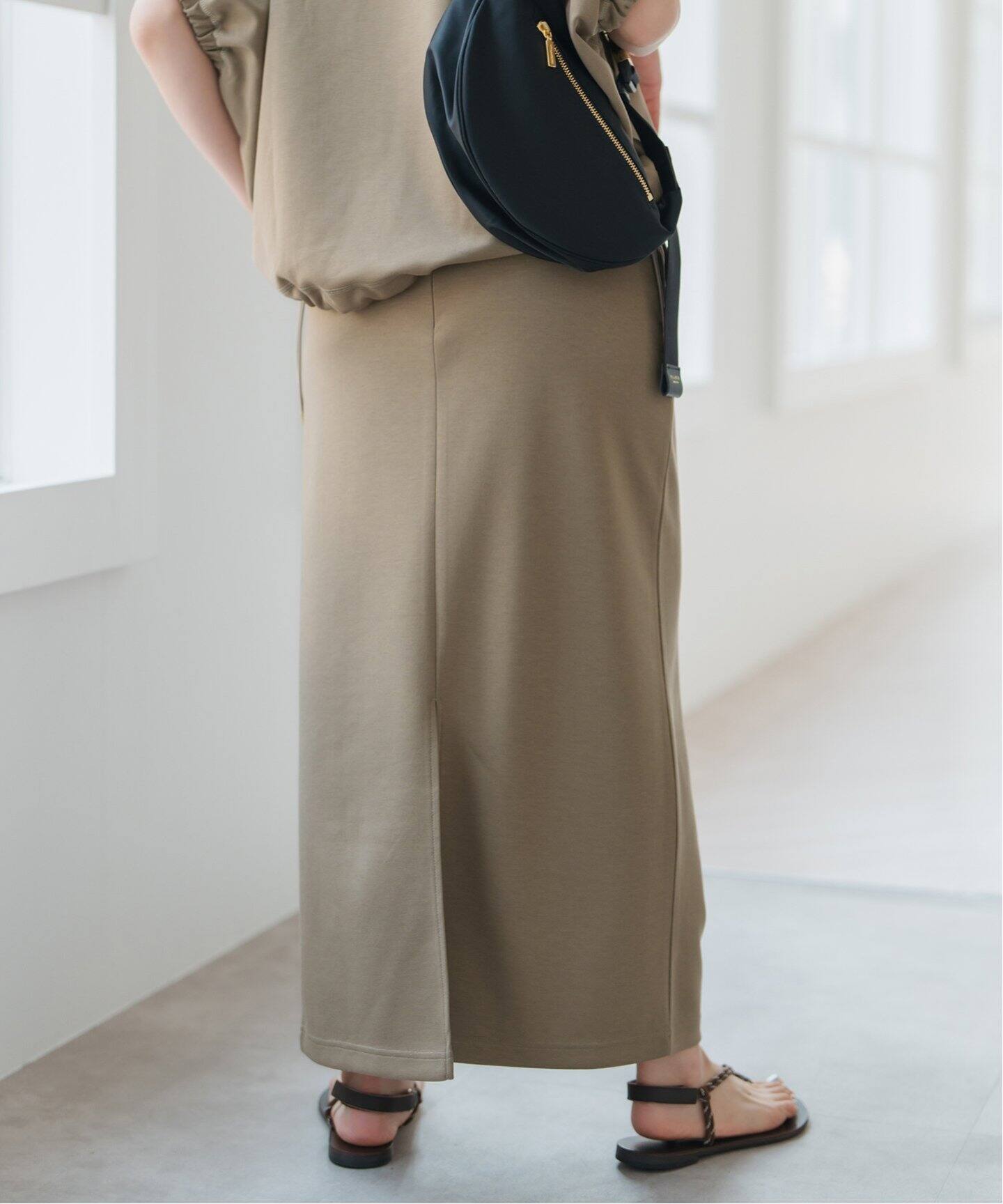 新品未使用タグ付き　Spick & Span ベージュ タイトスカート　LL Spick＆Span（スピック アンド スパン） 「Spick & Span」 スカート 38