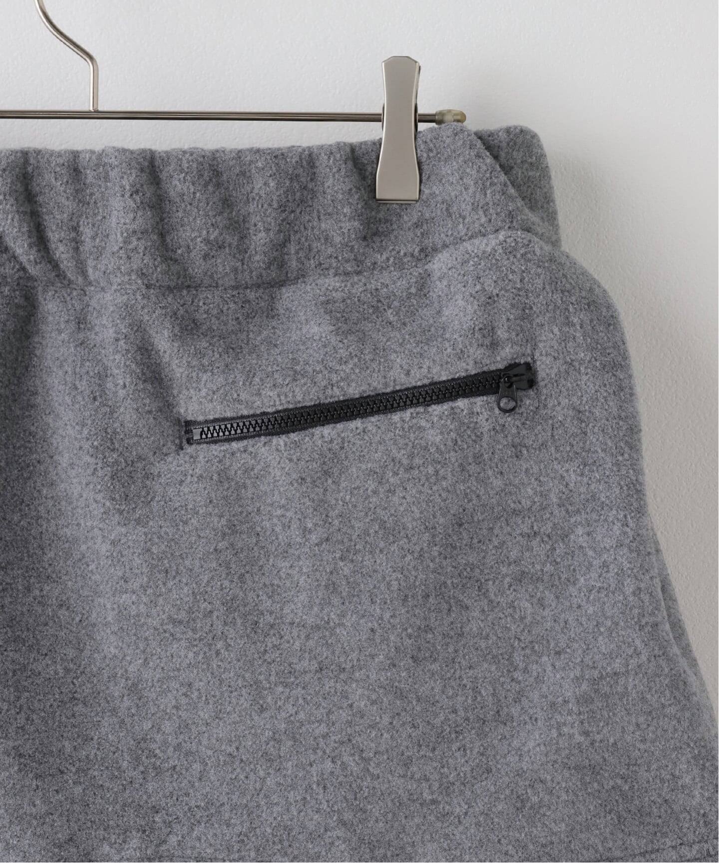 一部店舗+WEB限定》HOLIDAY/ホリデイ CLASSIC FLEECE TUCK MINI SK