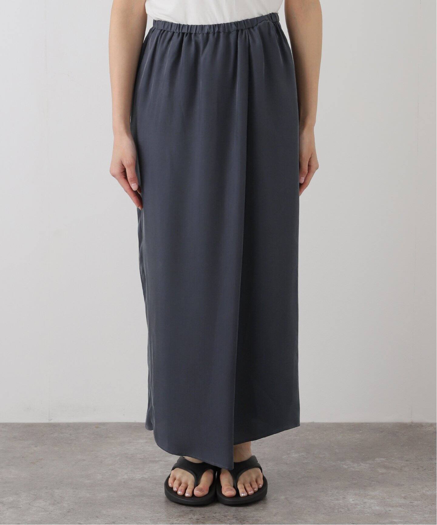 SMOKY CUPRA TUCK SKIRT（ロング・マキシ丈スカート）｜FRAMeWORK