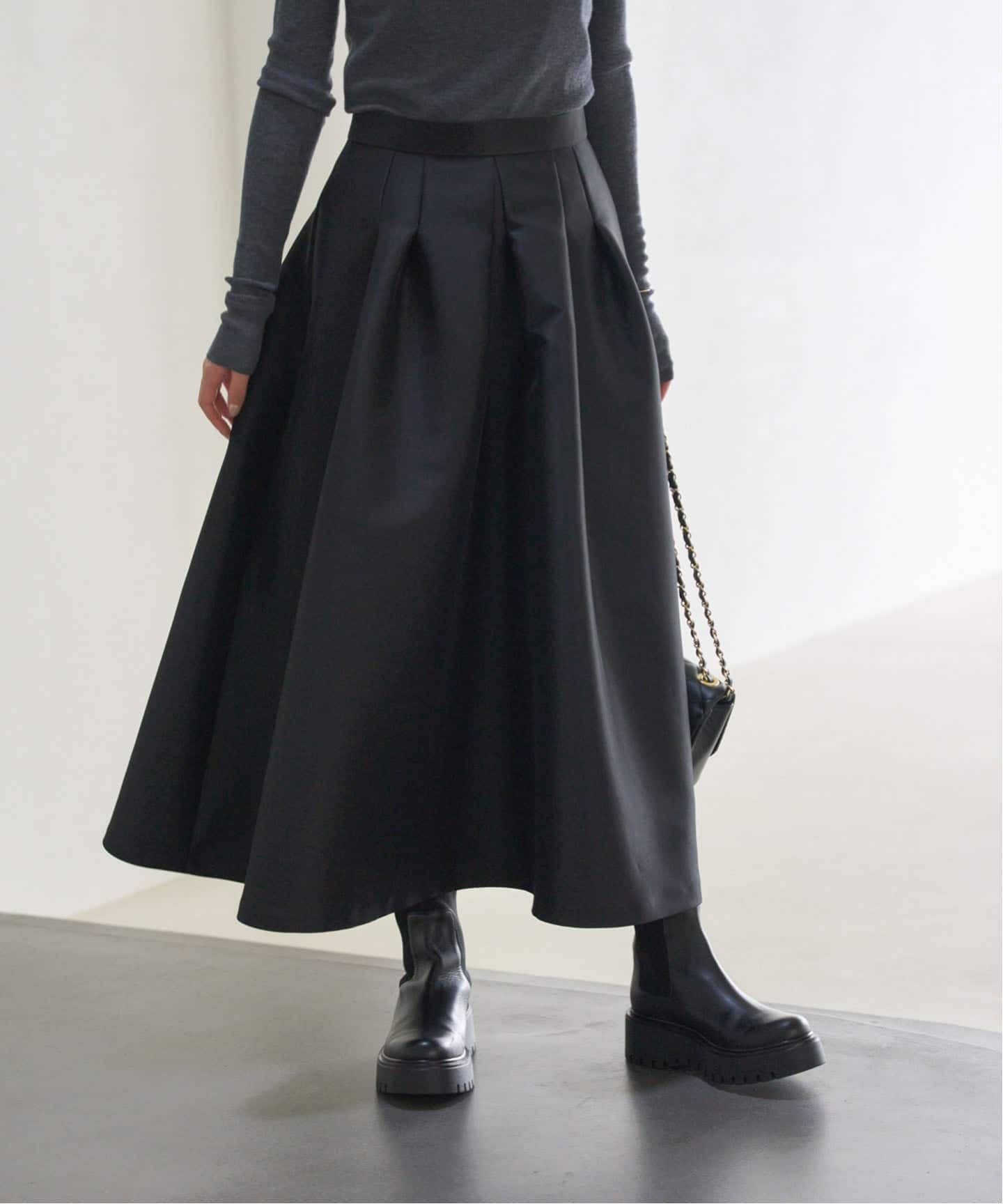 ボリュームフォルムスカート（ロング・マキシ丈スカート）｜NOBLE