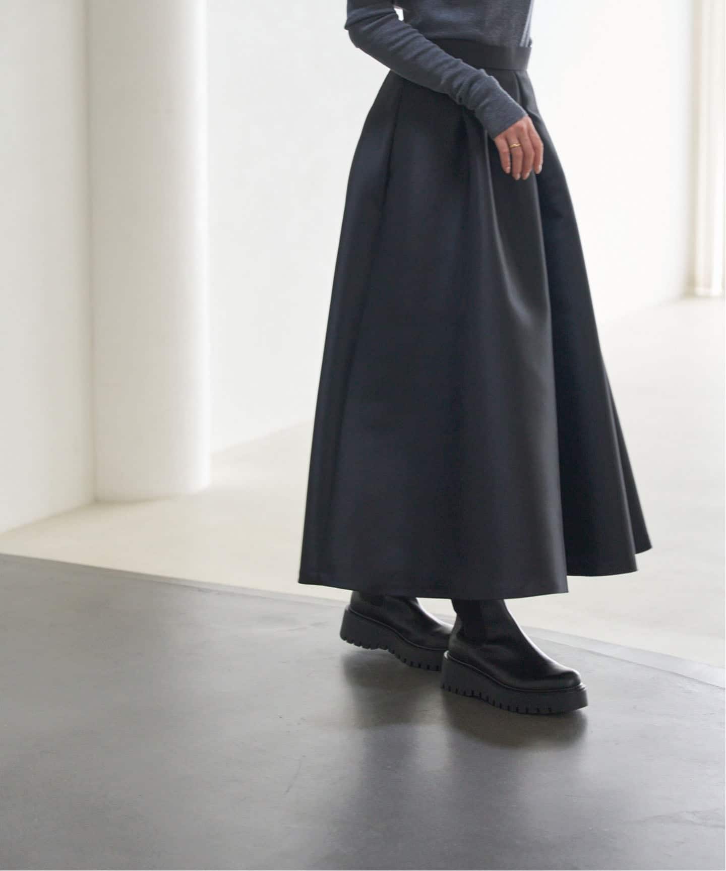 追加》ボリュームフォルムスカート（ロング・マキシ丈スカート