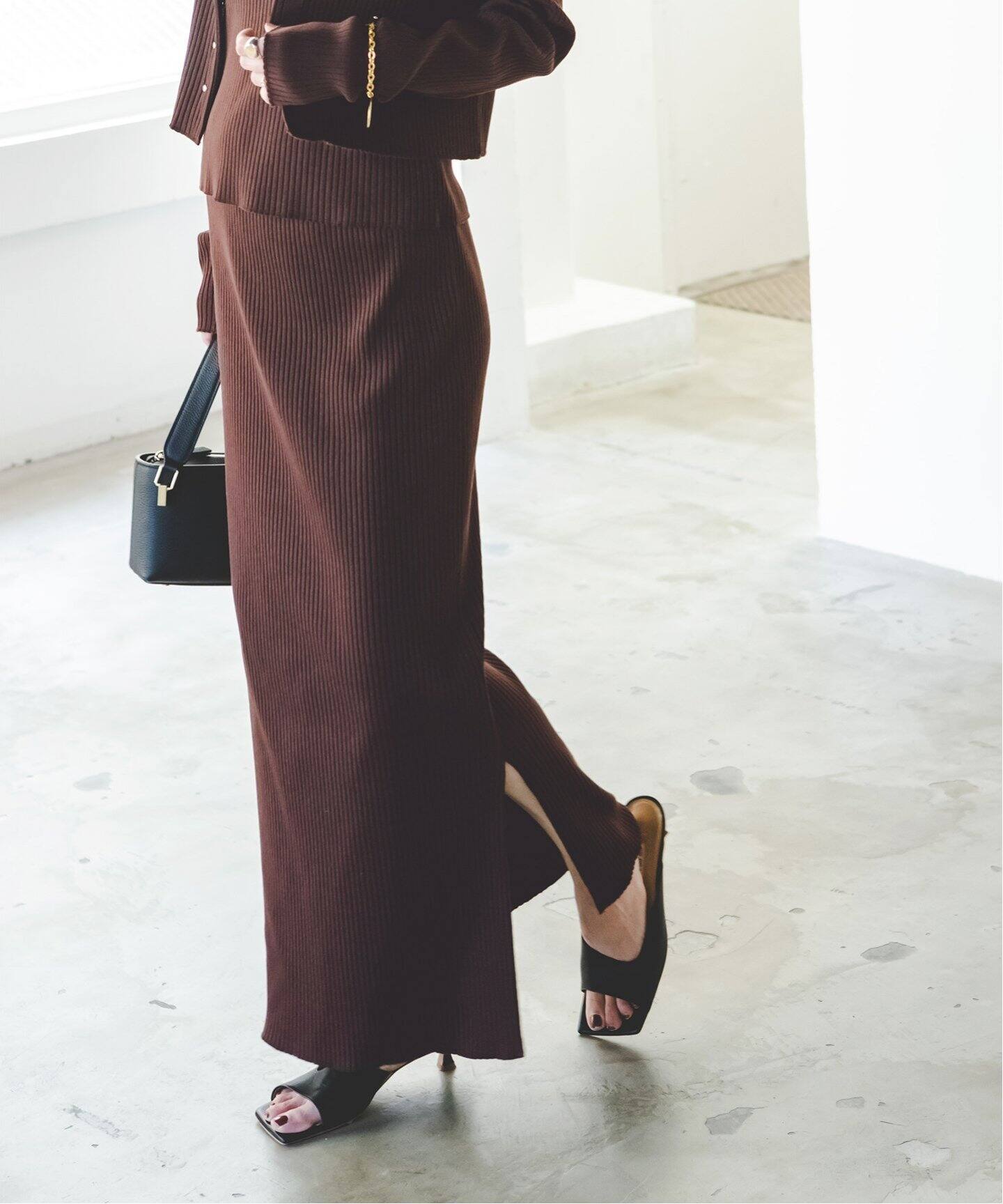 トタンテレコタイトロングスカート（ロング・マキシ丈スカート  