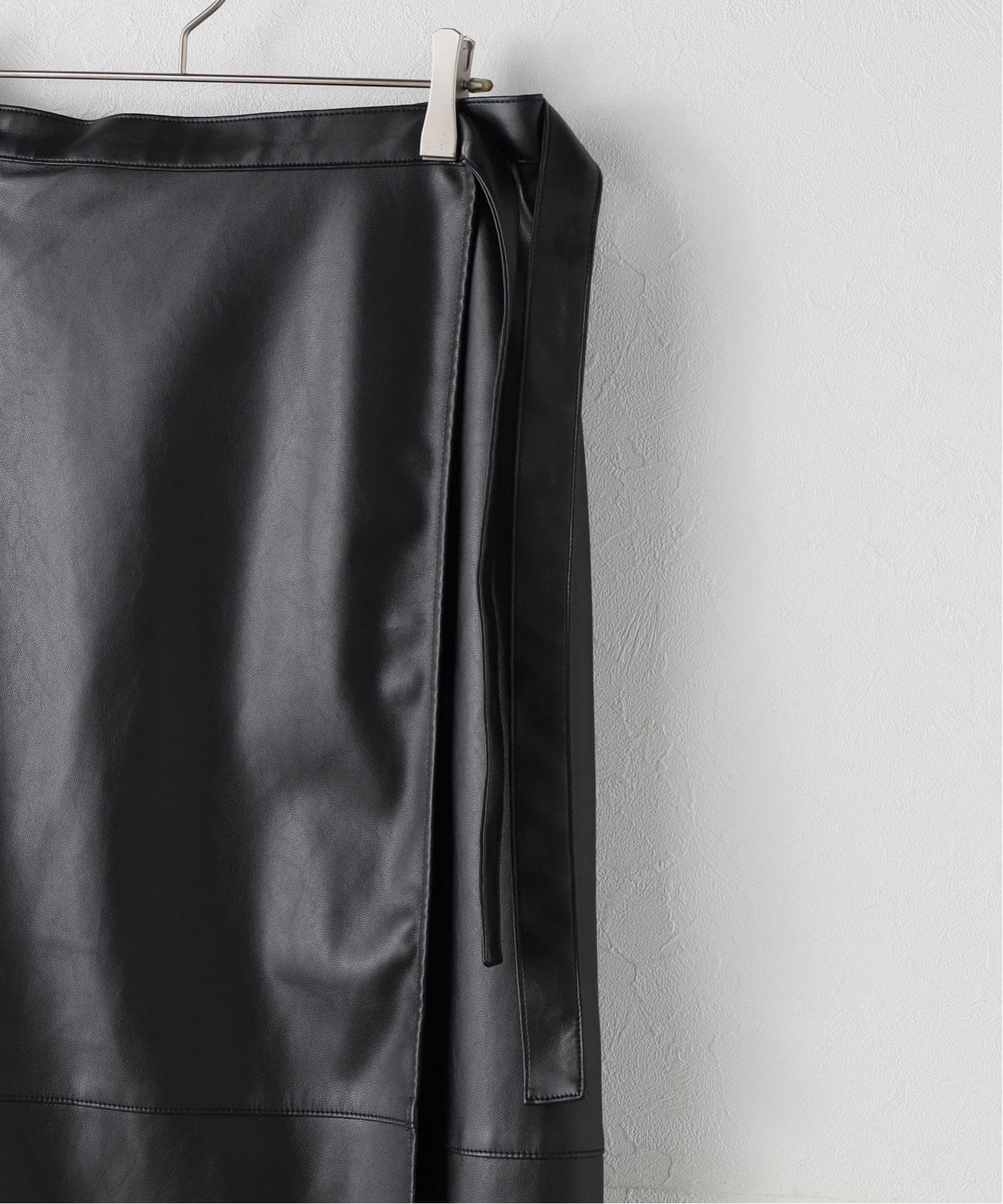 フェイクレザーラップスカート（その他スカート）｜JOURNAL STANDARD