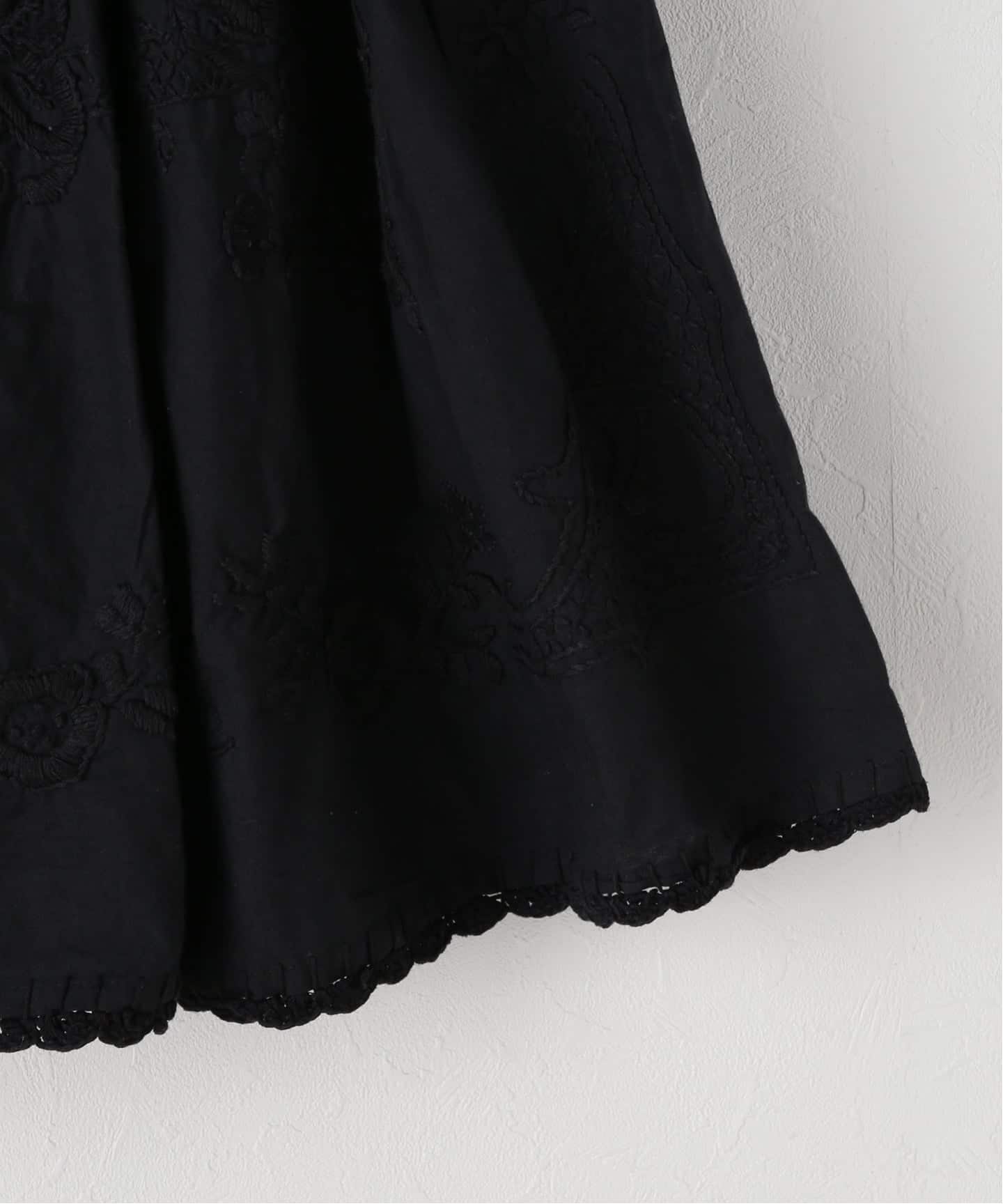 crinkle crinkle crinkle】 hand embroidery 2way mini SK（ミニ