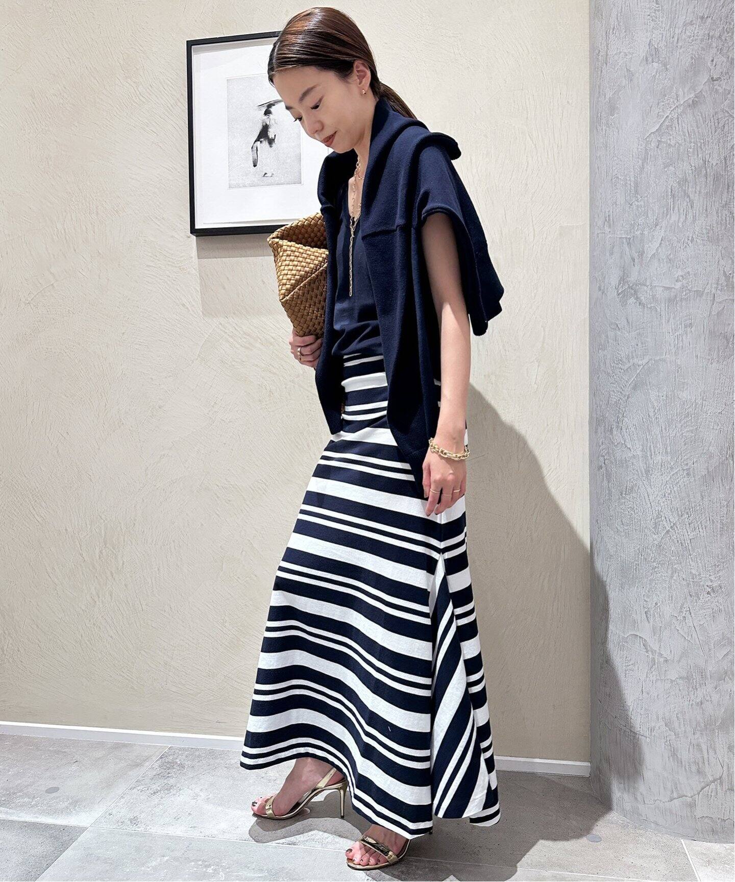 DOUBLE FACE MI-MOLLET FLARE | SKIRT | MADISONBLUE マディソンブルー  