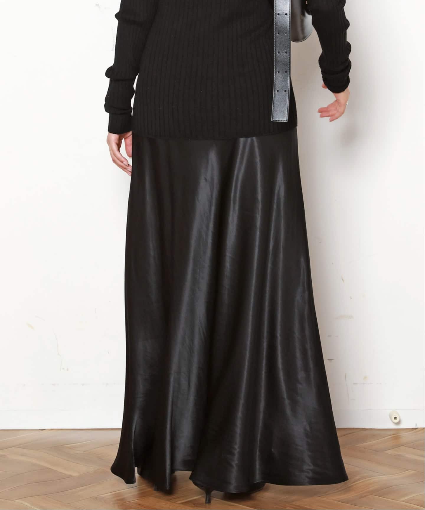 クラシックサテンフレアスカート（ロング・マキシ丈スカート）｜AP