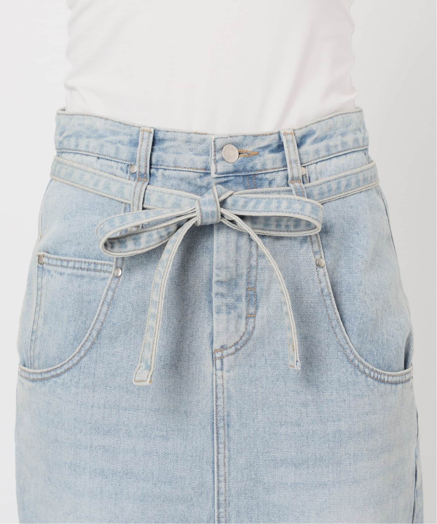 LOW CLASSIC/ロウ・クラシック】BELTED HIGH WAIST DENIM SKIRT