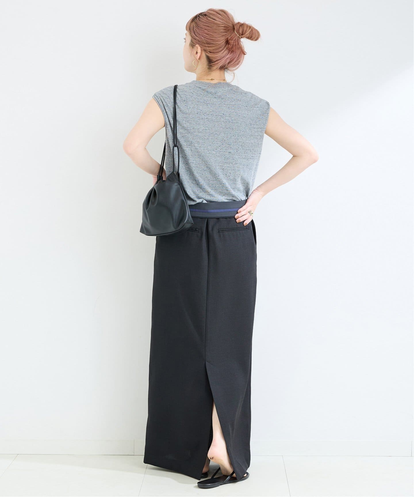 新品BEIGE ネイビー タイトスカート4 スカート